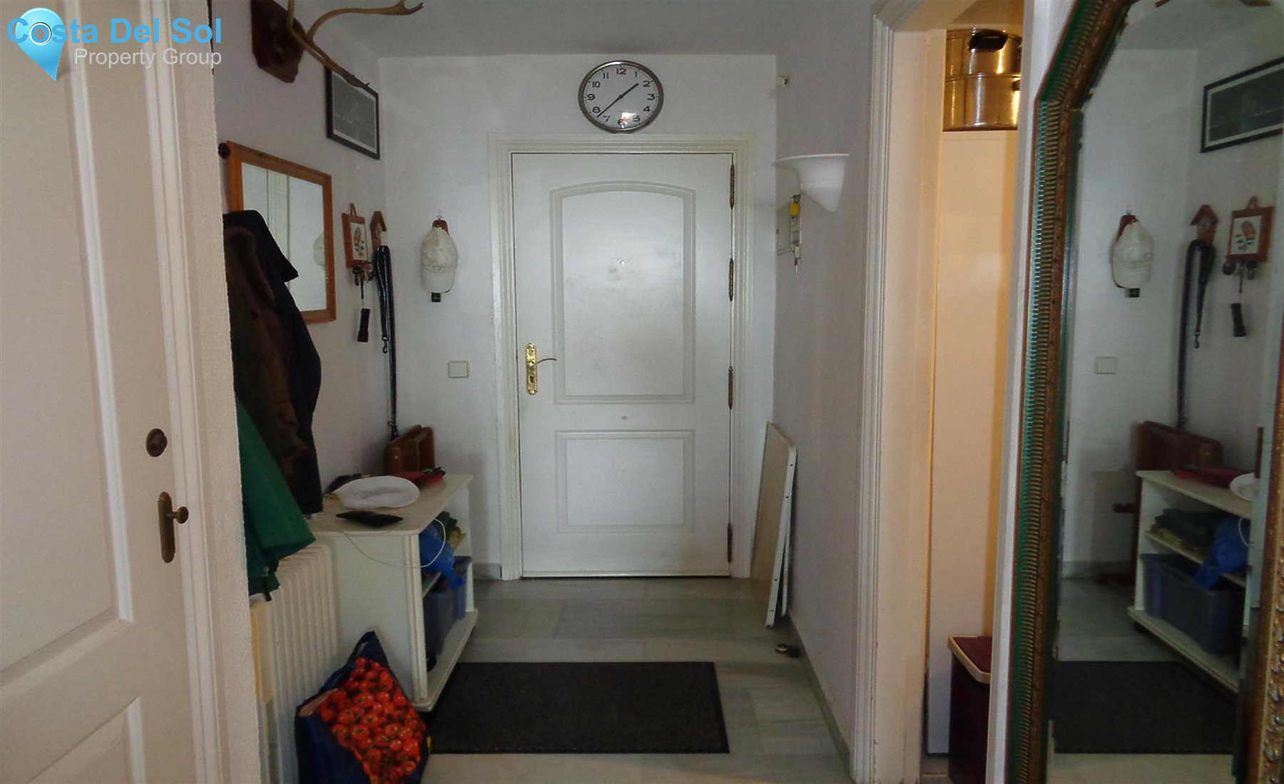 Middle Floor Apartment in Calahonda-1357999