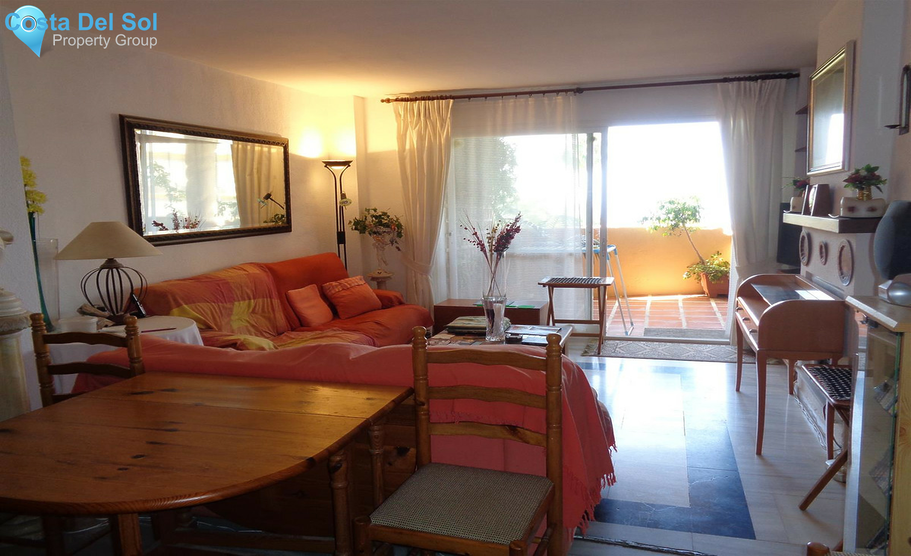 Middle Floor Apartment in Calahonda-1357996