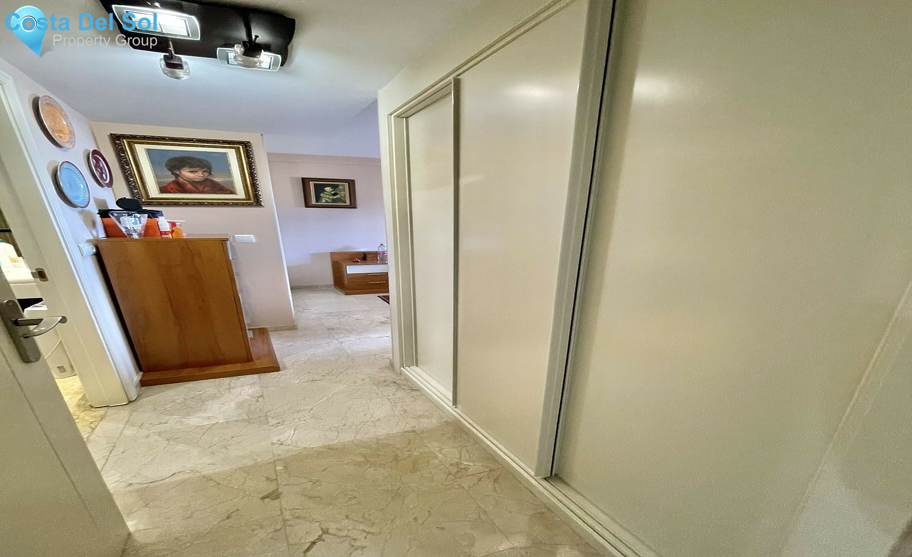 Middle Floor Apartment in Calahonda-1368043