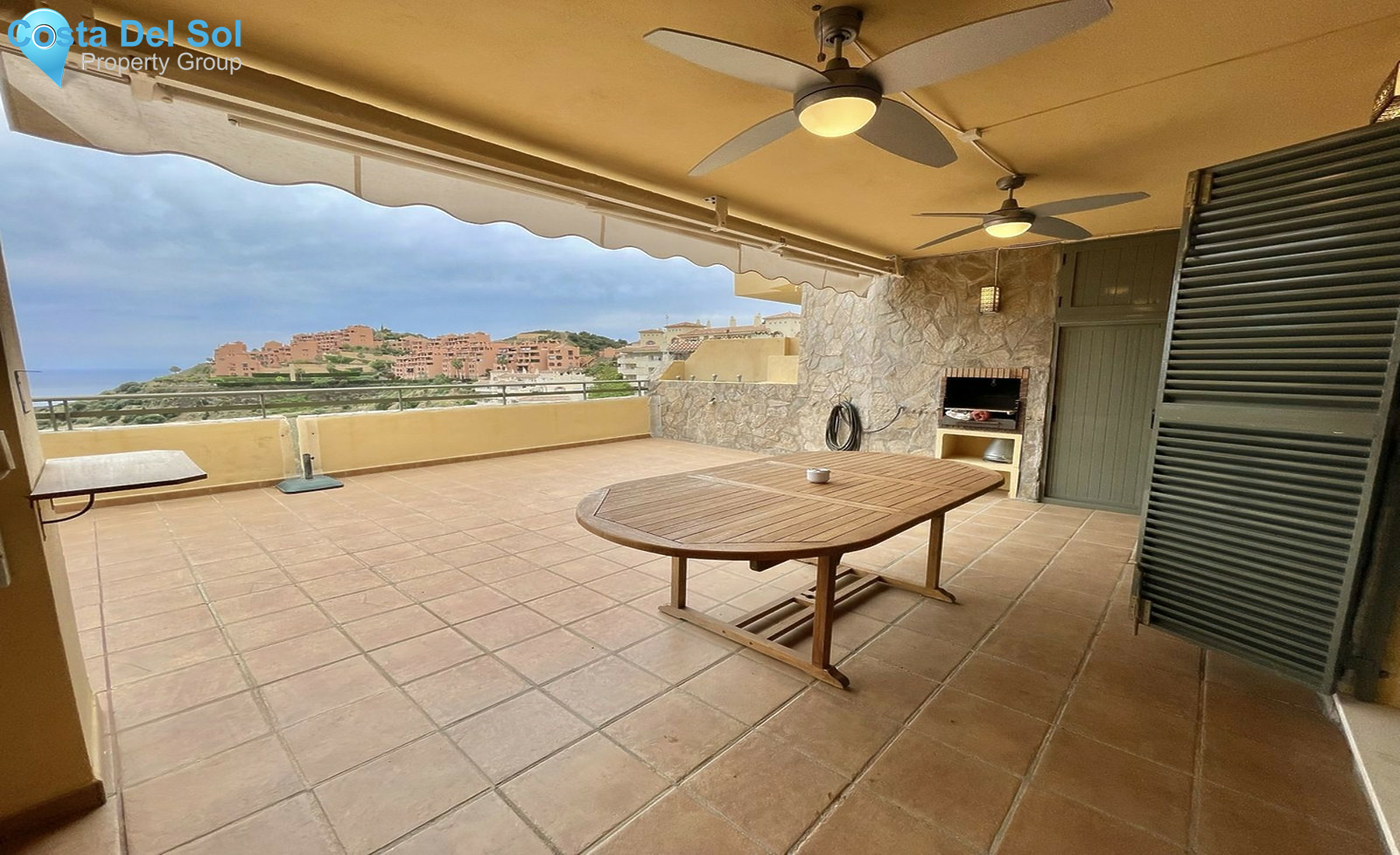 Middle Floor Apartment in Calahonda-1368046