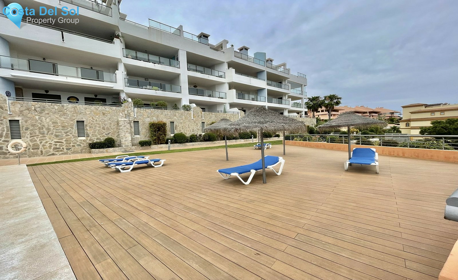 Middle Floor Apartment in Calahonda-1368052