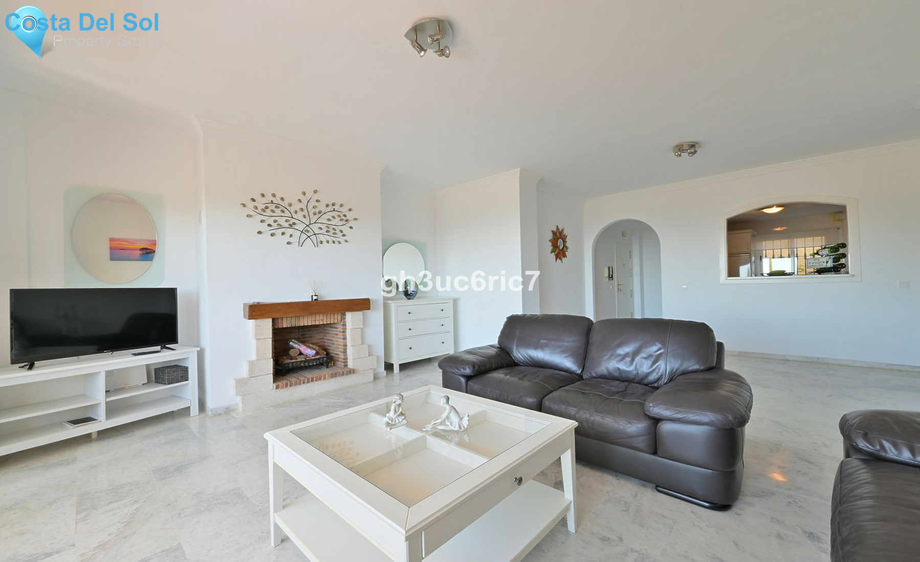 Middle Floor Apartment in Calahonda-1401450
