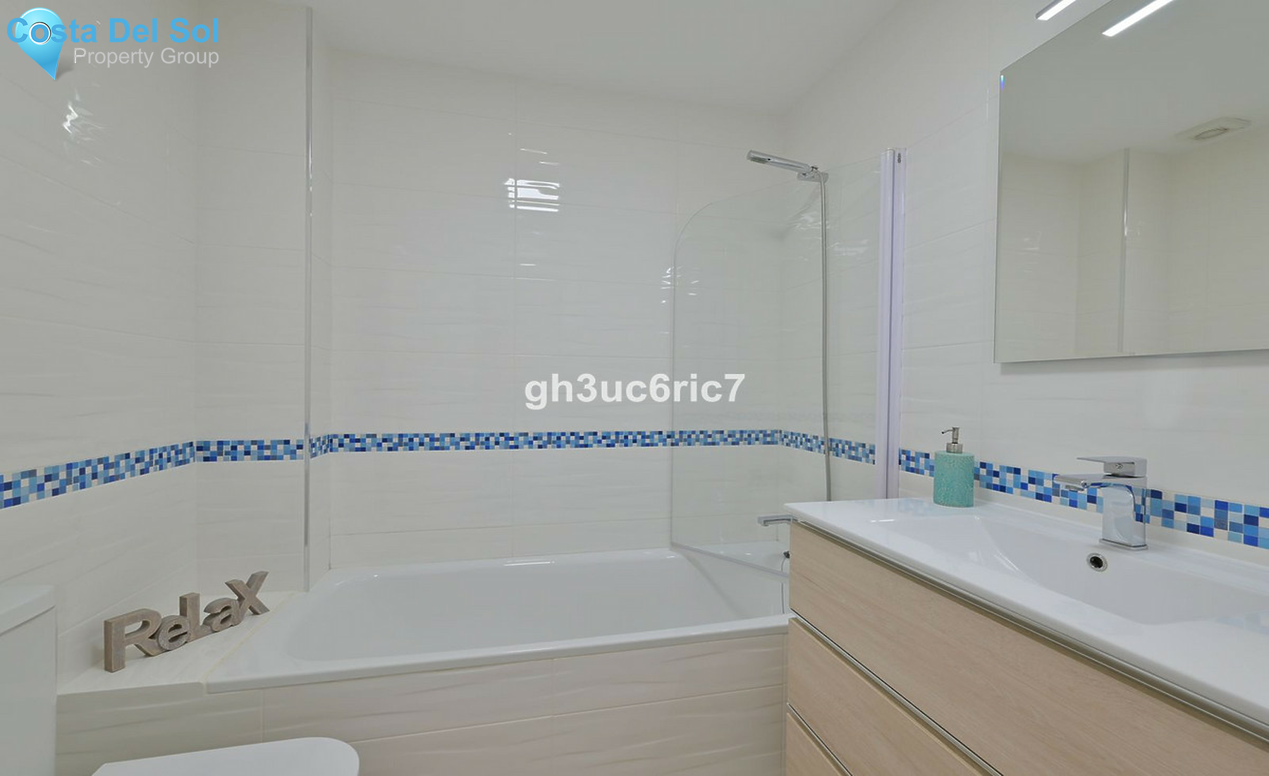 Middle Floor Apartment in Calahonda-1401454