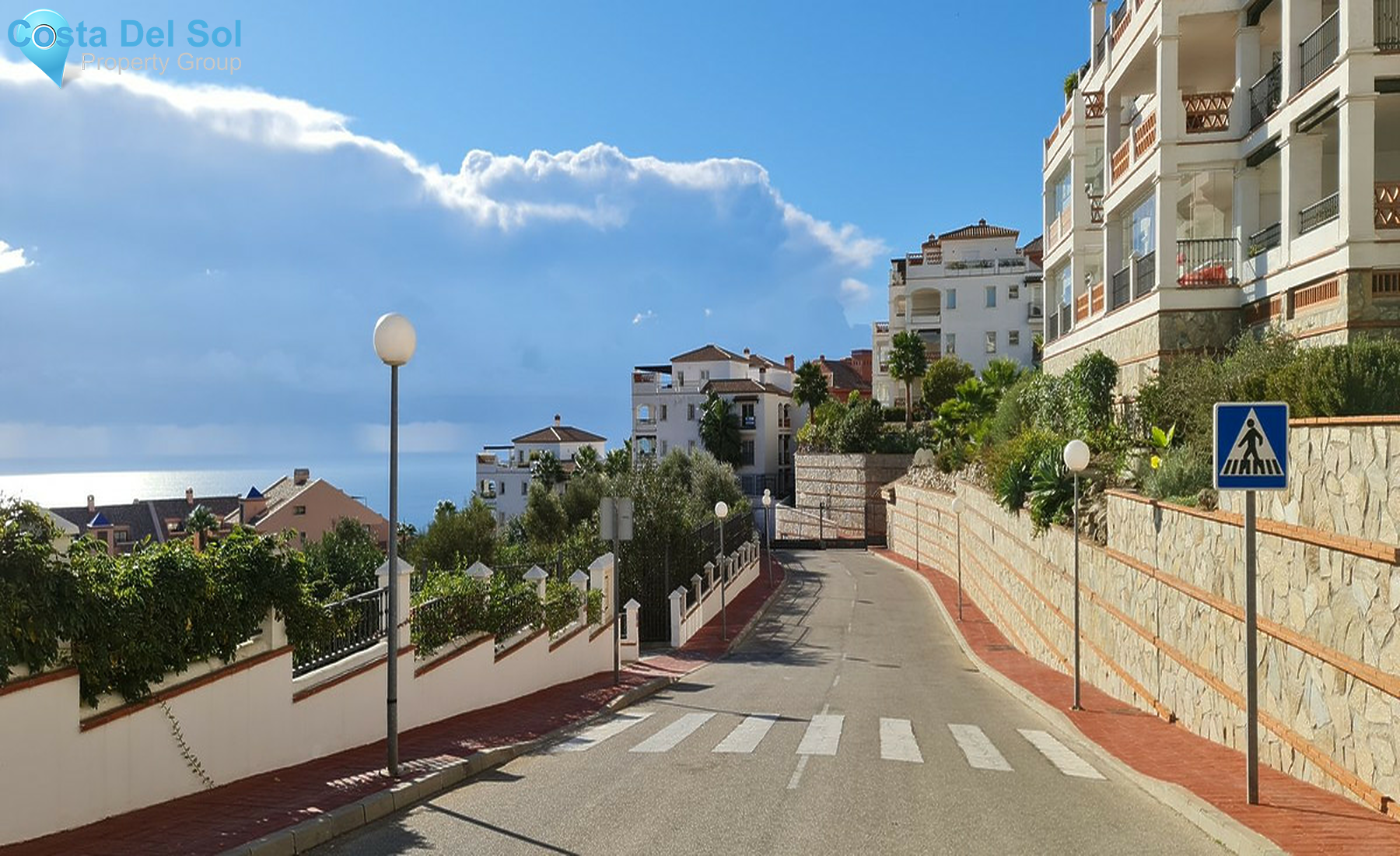 Middle Floor Apartment in Calahonda