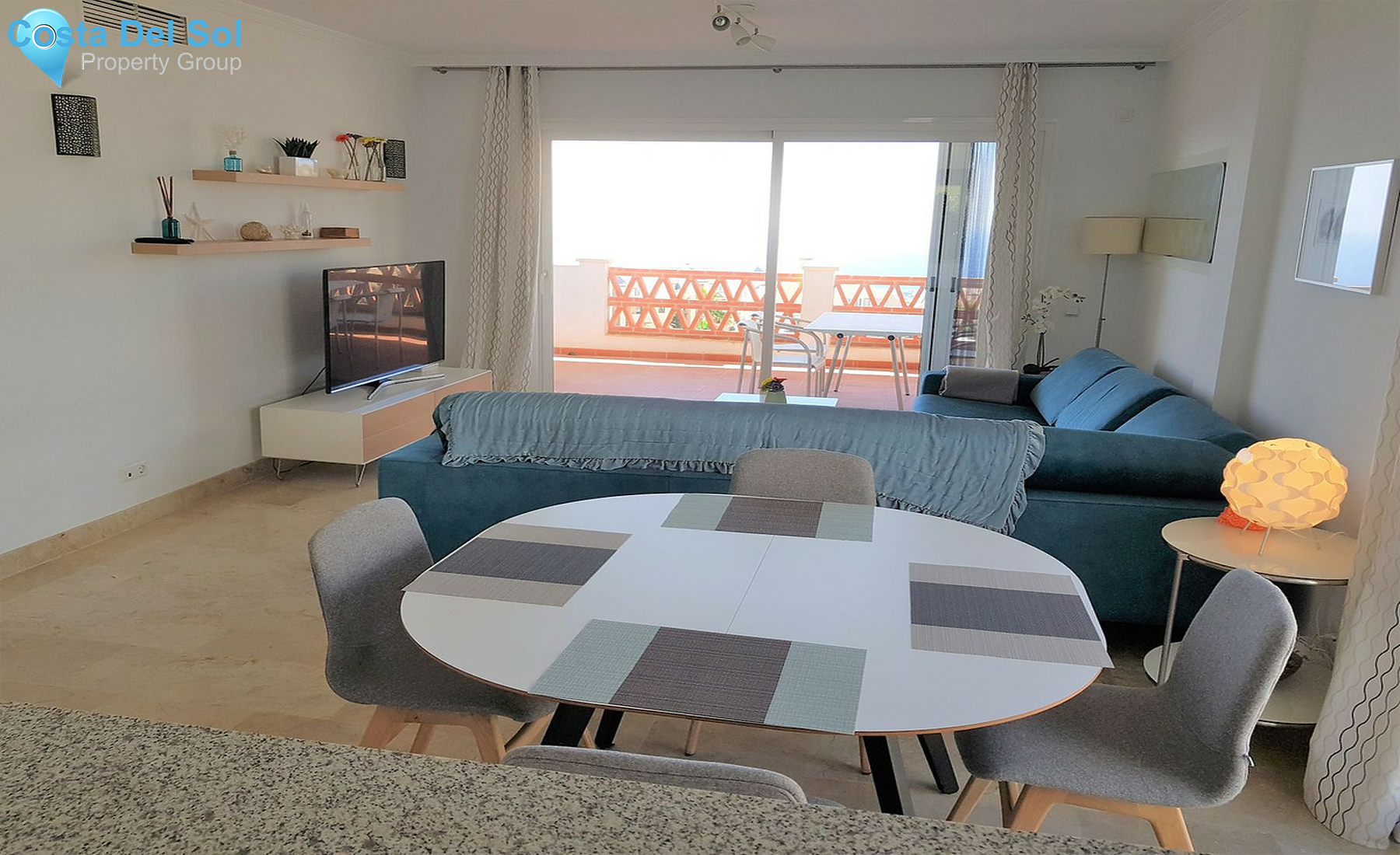 Middle Floor Apartment in Calahonda-1403648
