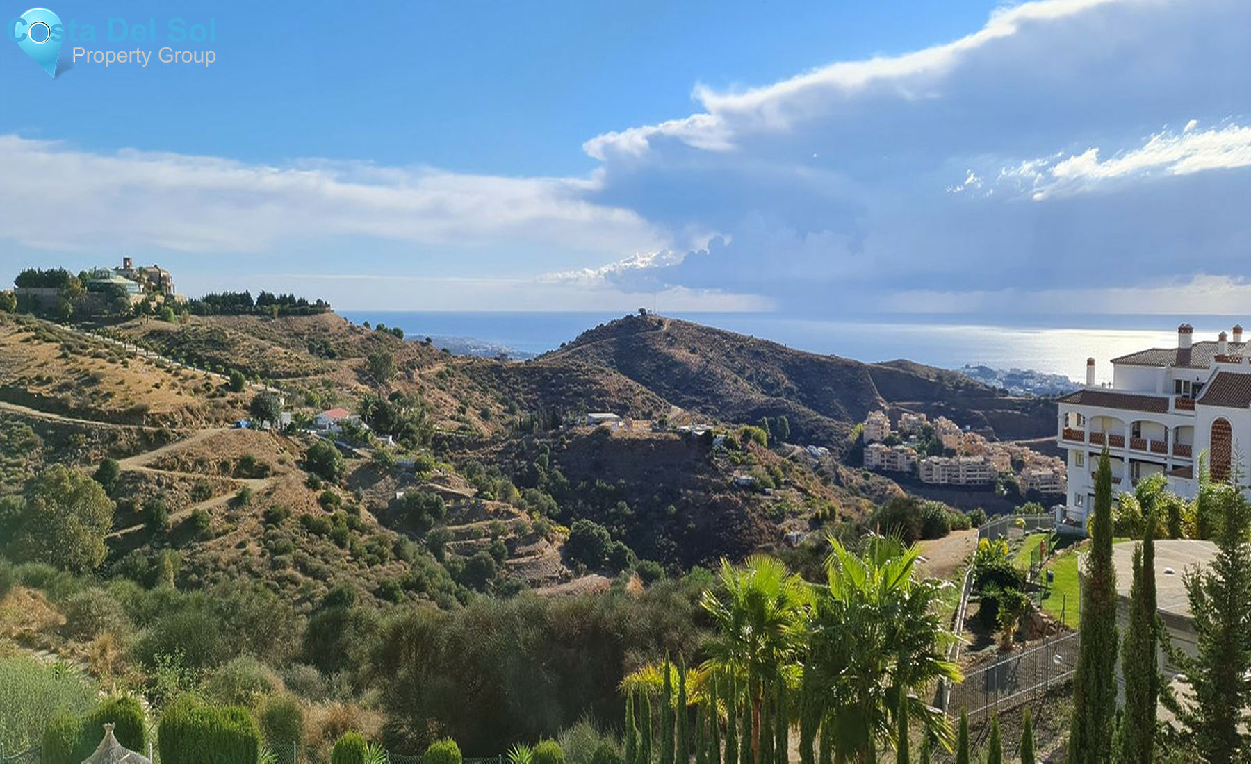 Middle Floor Apartment in Calahonda-1403657