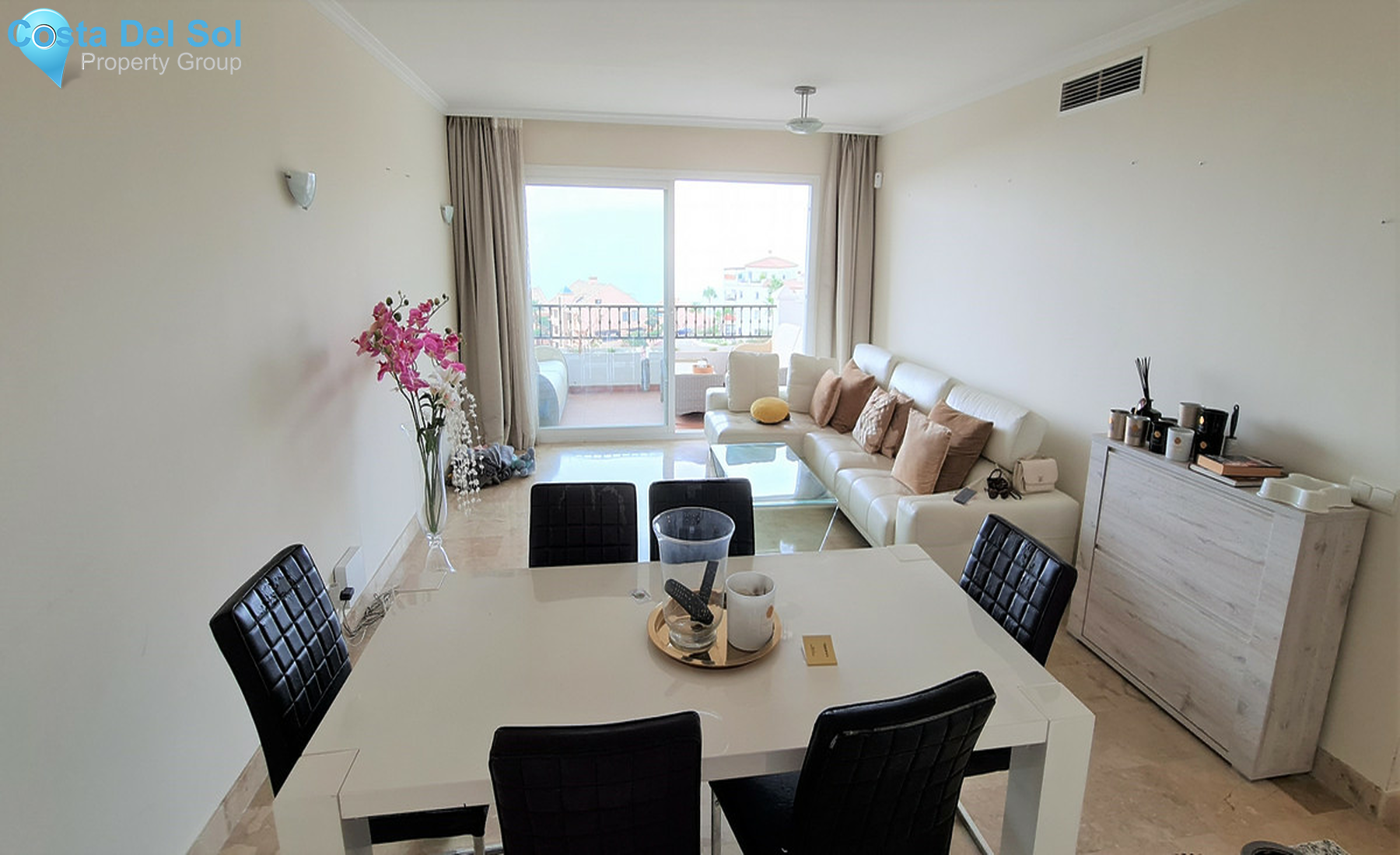Middle Floor Apartment in Calahonda-1403742