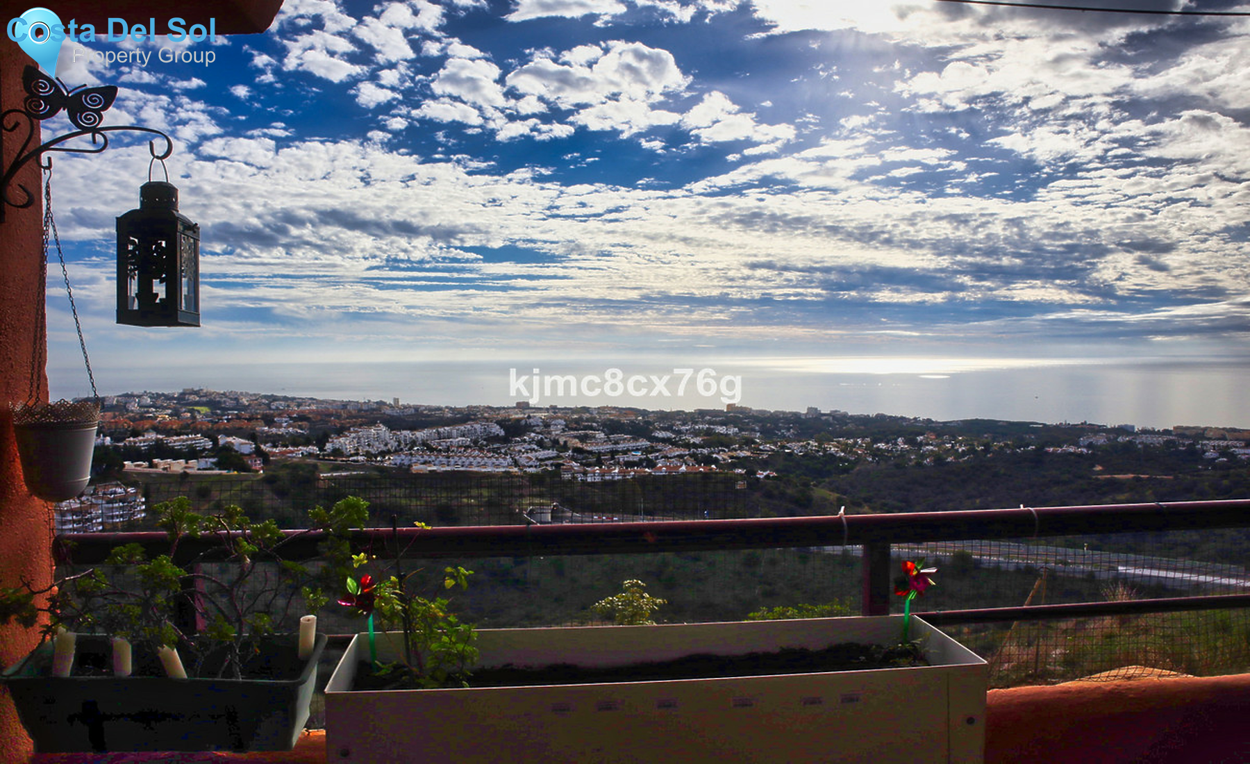 Middle Floor Apartment in Calahonda