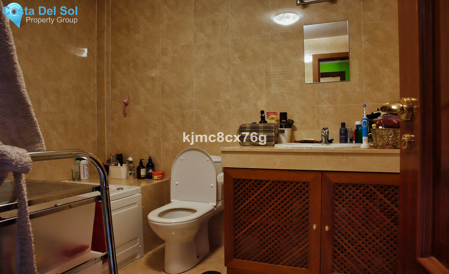 Middle Floor Apartment in Calahonda-1404305