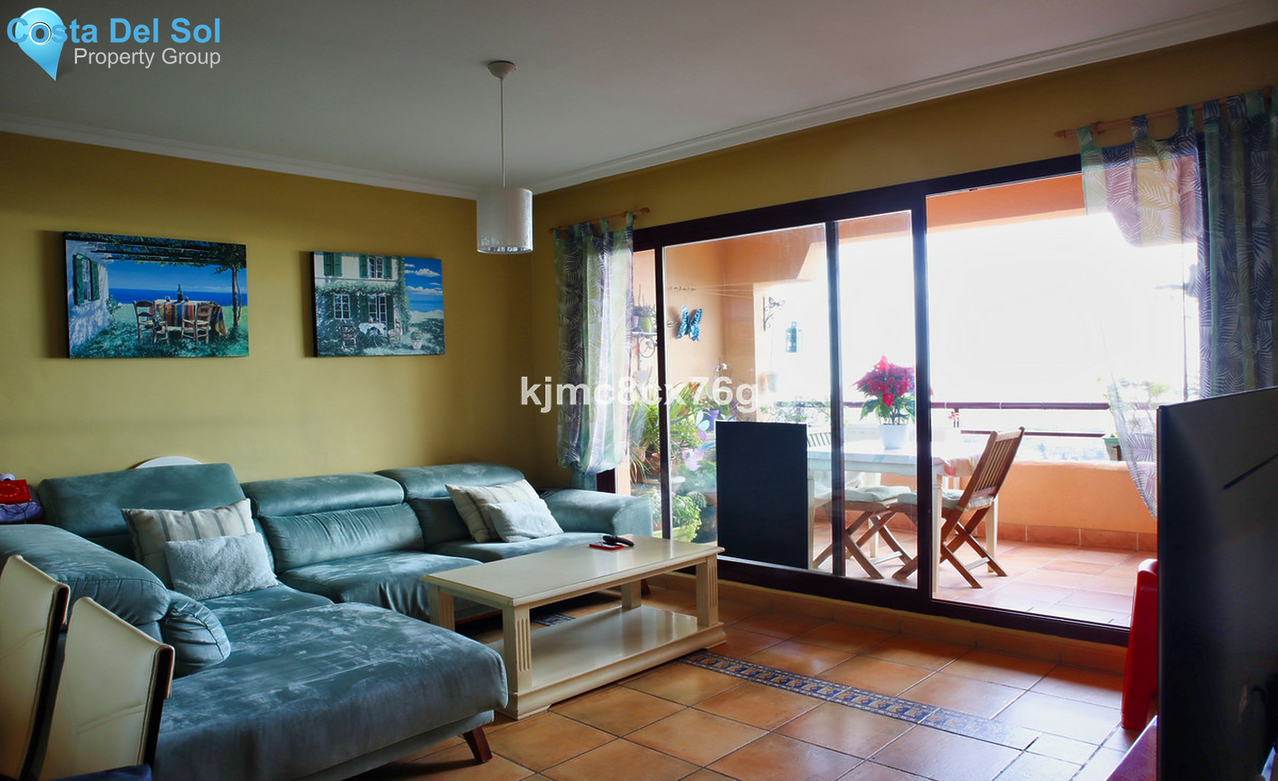 Middle Floor Apartment in Calahonda-1404295