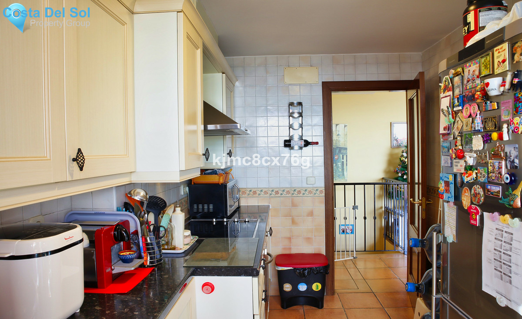Middle Floor Apartment in Calahonda-1404300