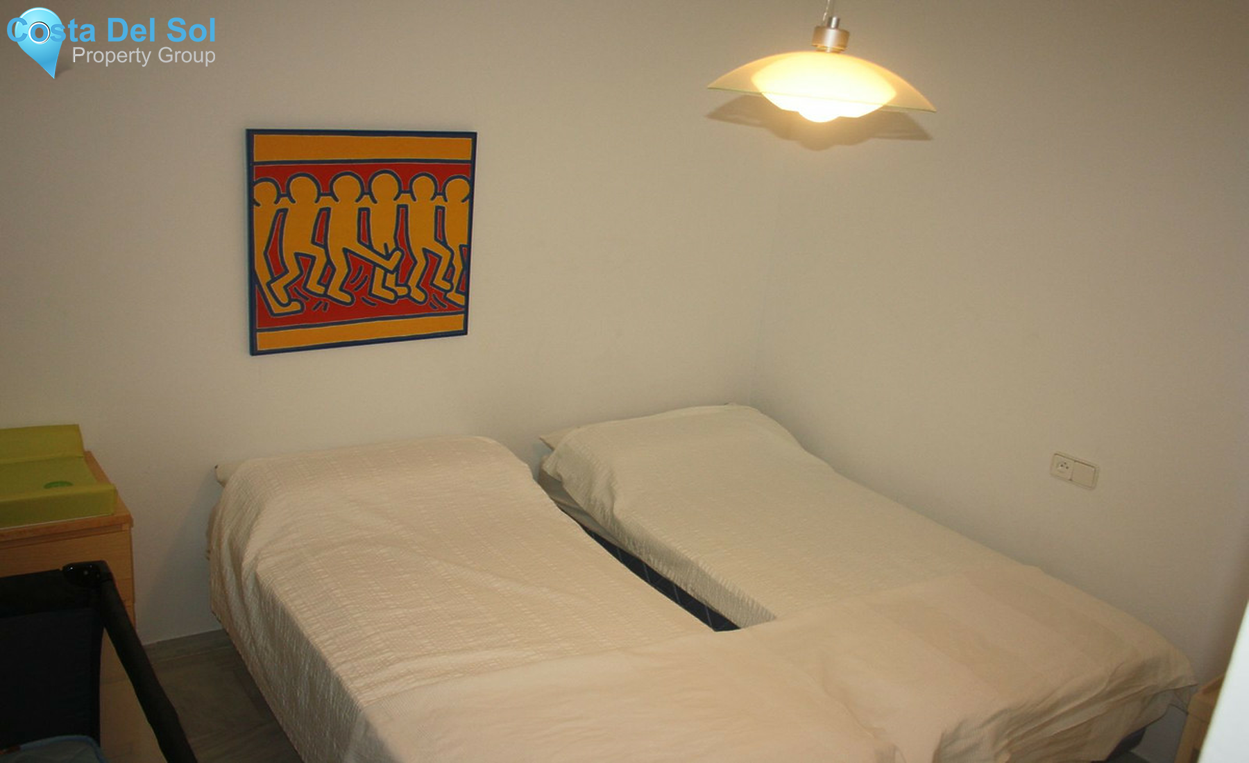 Middle Floor Apartment in Calahonda-1405662