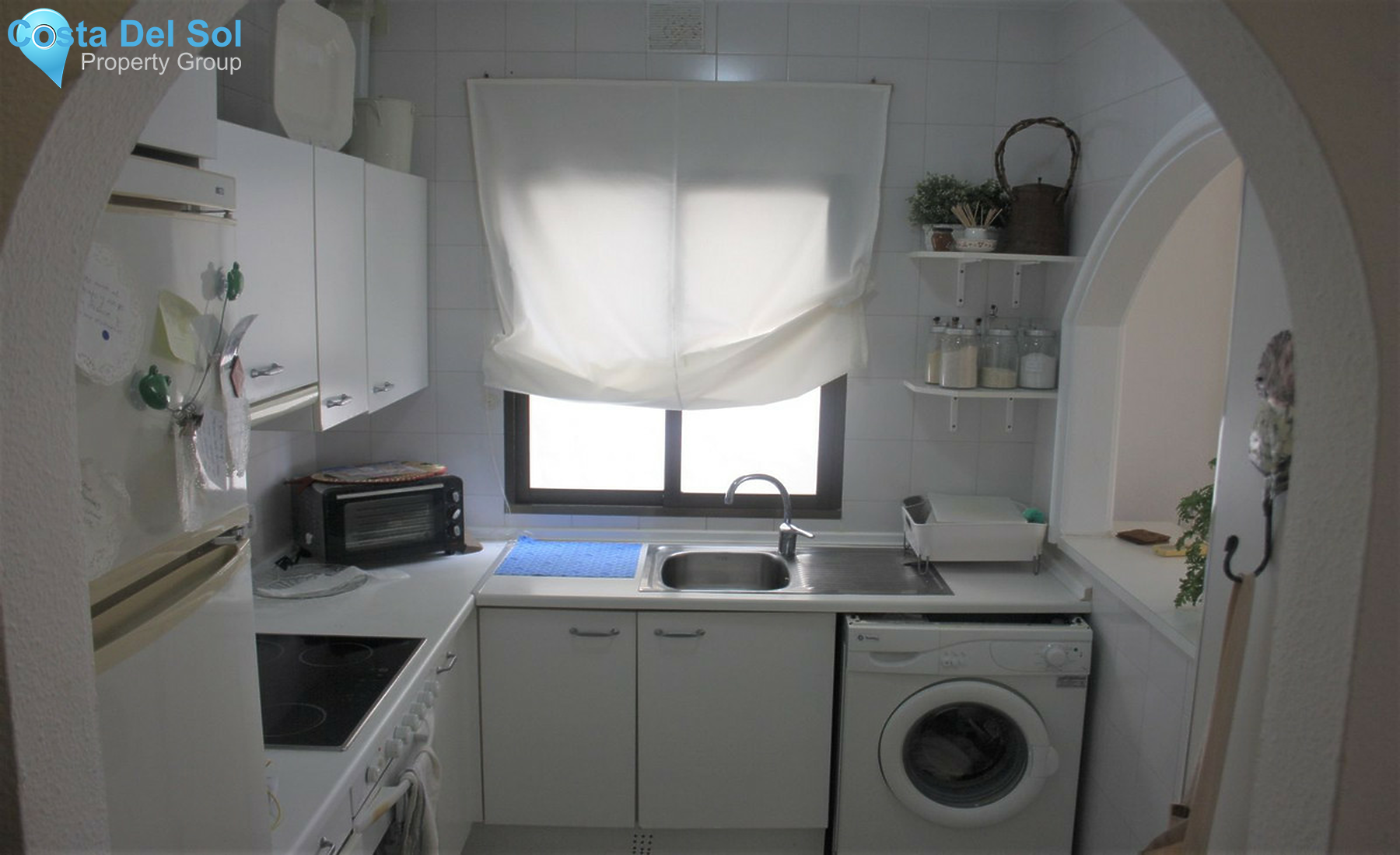 Middle Floor Apartment in Calahonda-1405649