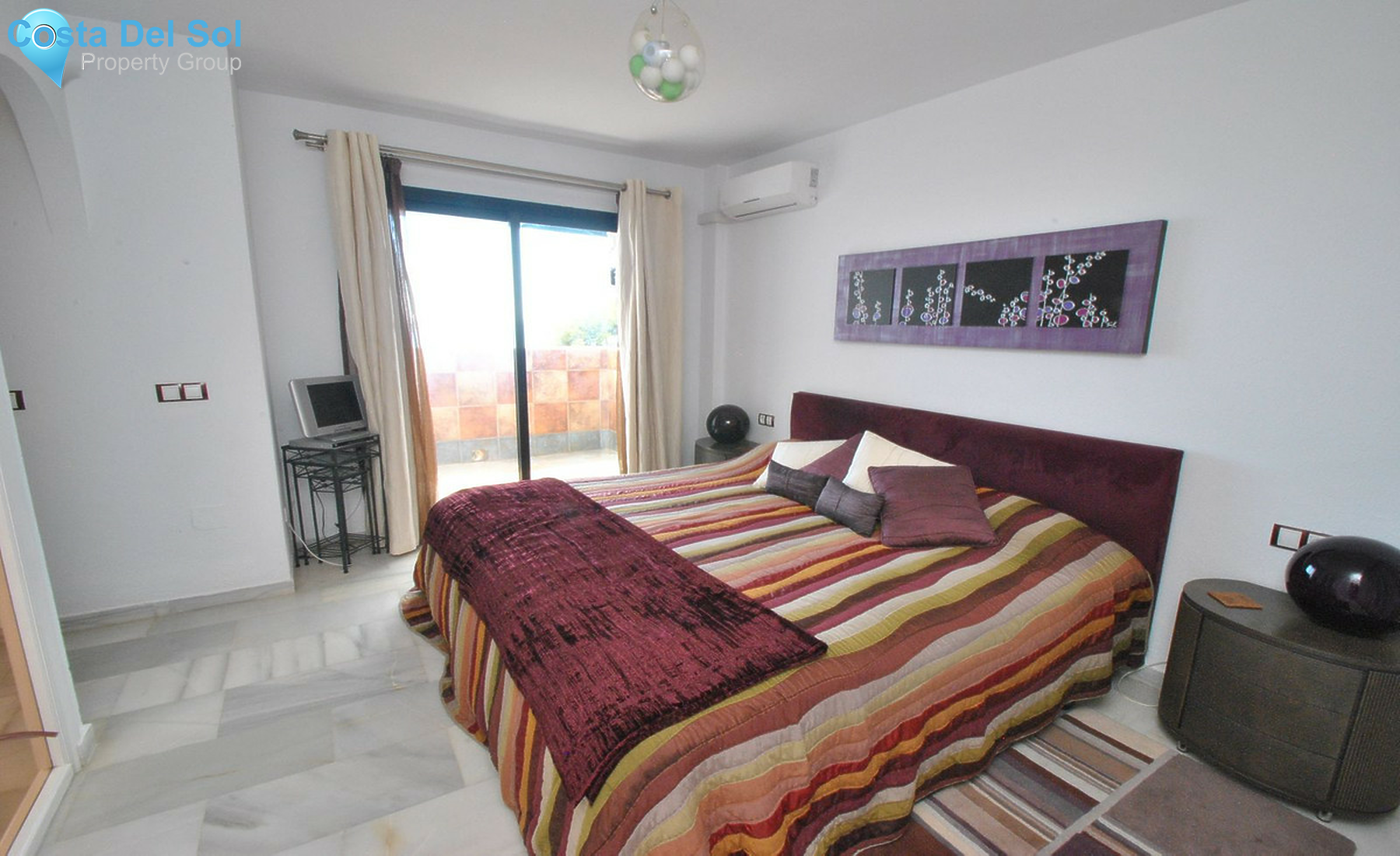 Middle Floor Apartment in Calahonda-1408182