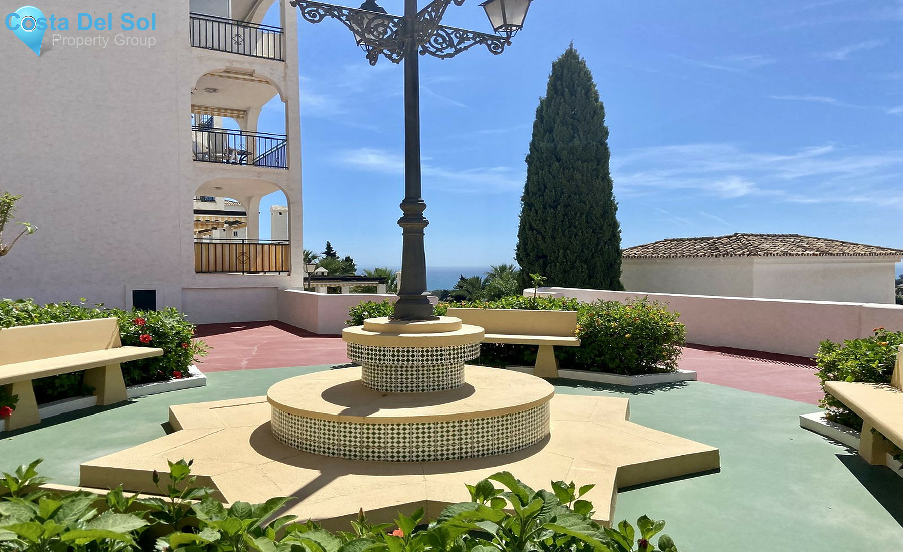 Middle Floor Apartment in Calahonda-1409095