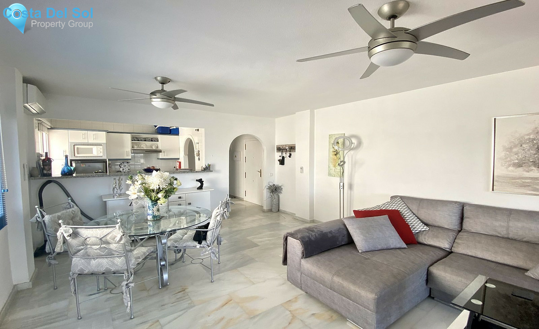 Middle Floor Apartment in Calahonda-1409082