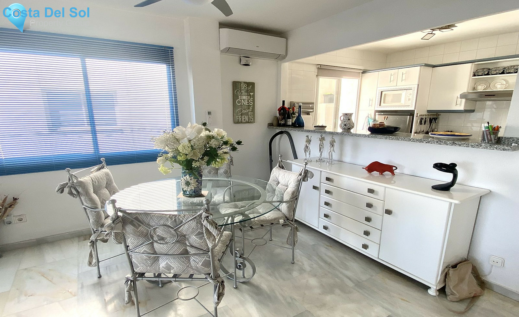 Middle Floor Apartment in Calahonda-1409084