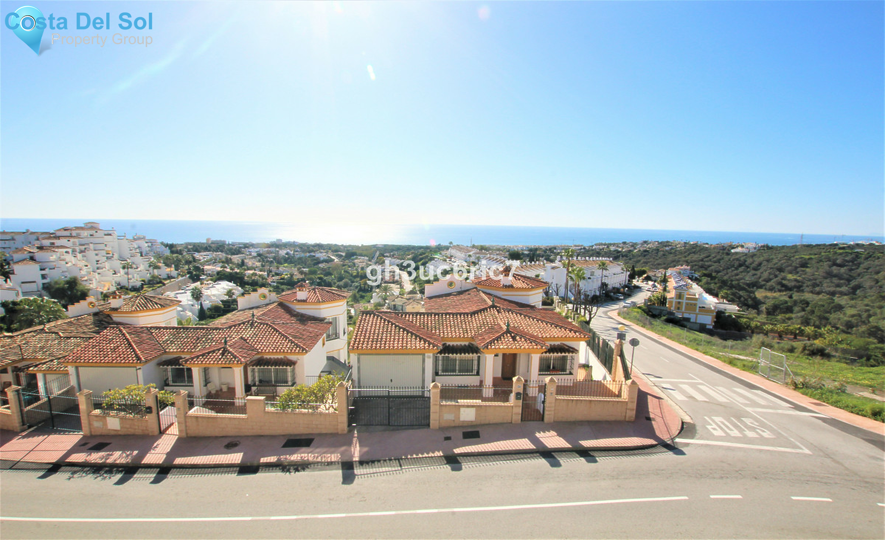 Middle Floor Apartment in Calahonda-1431711