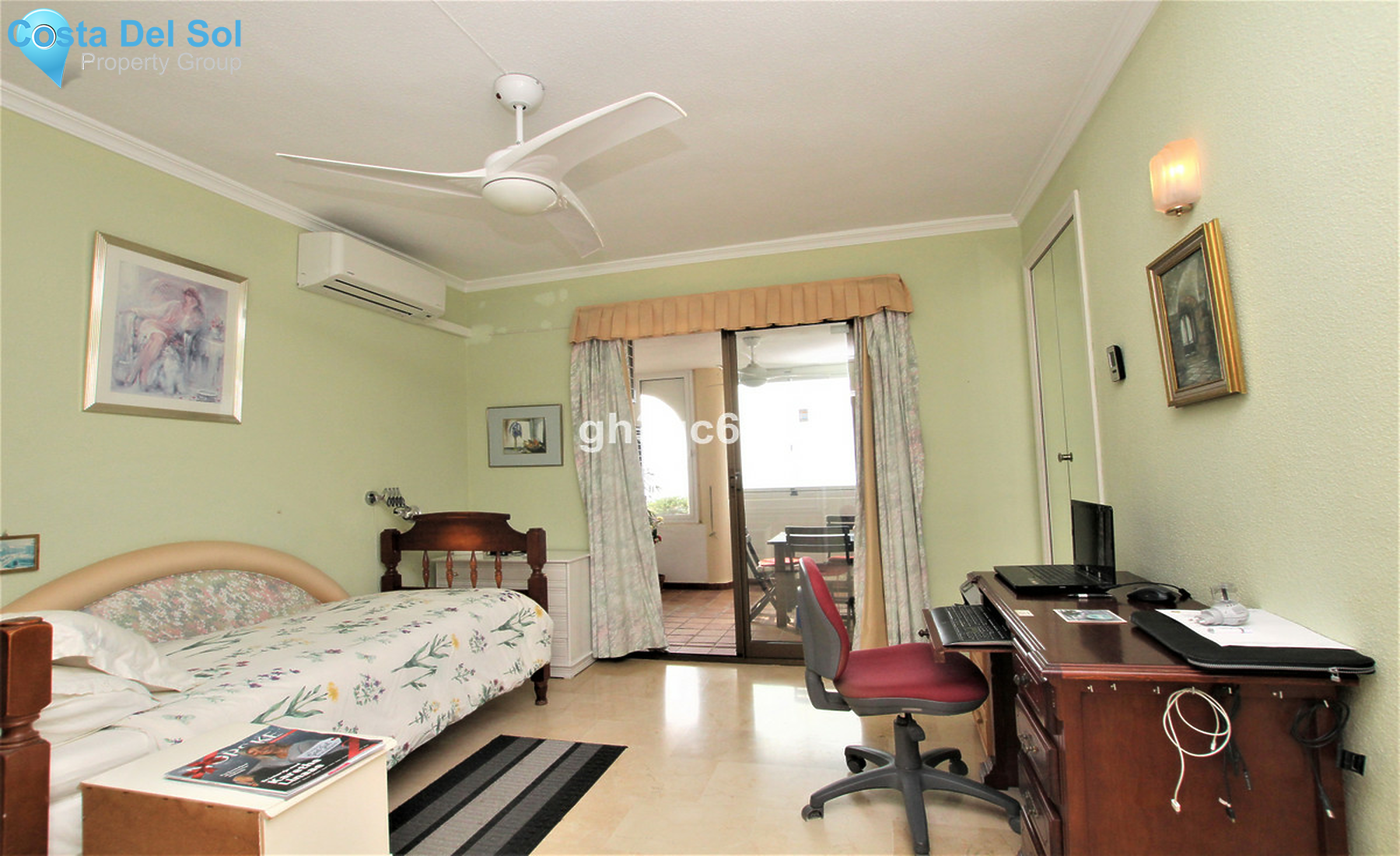 Middle Floor Apartment in Calahonda-1431696
