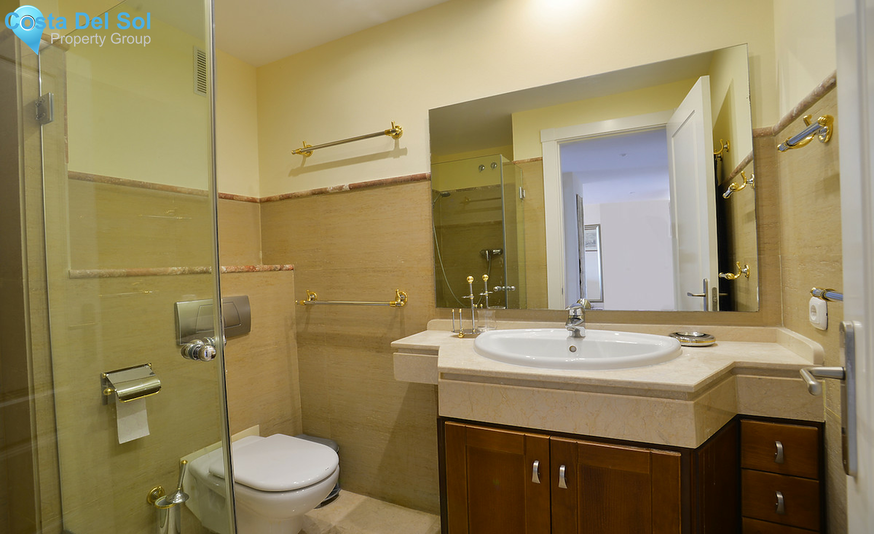 Middle Floor Apartment in Calahonda-1452642