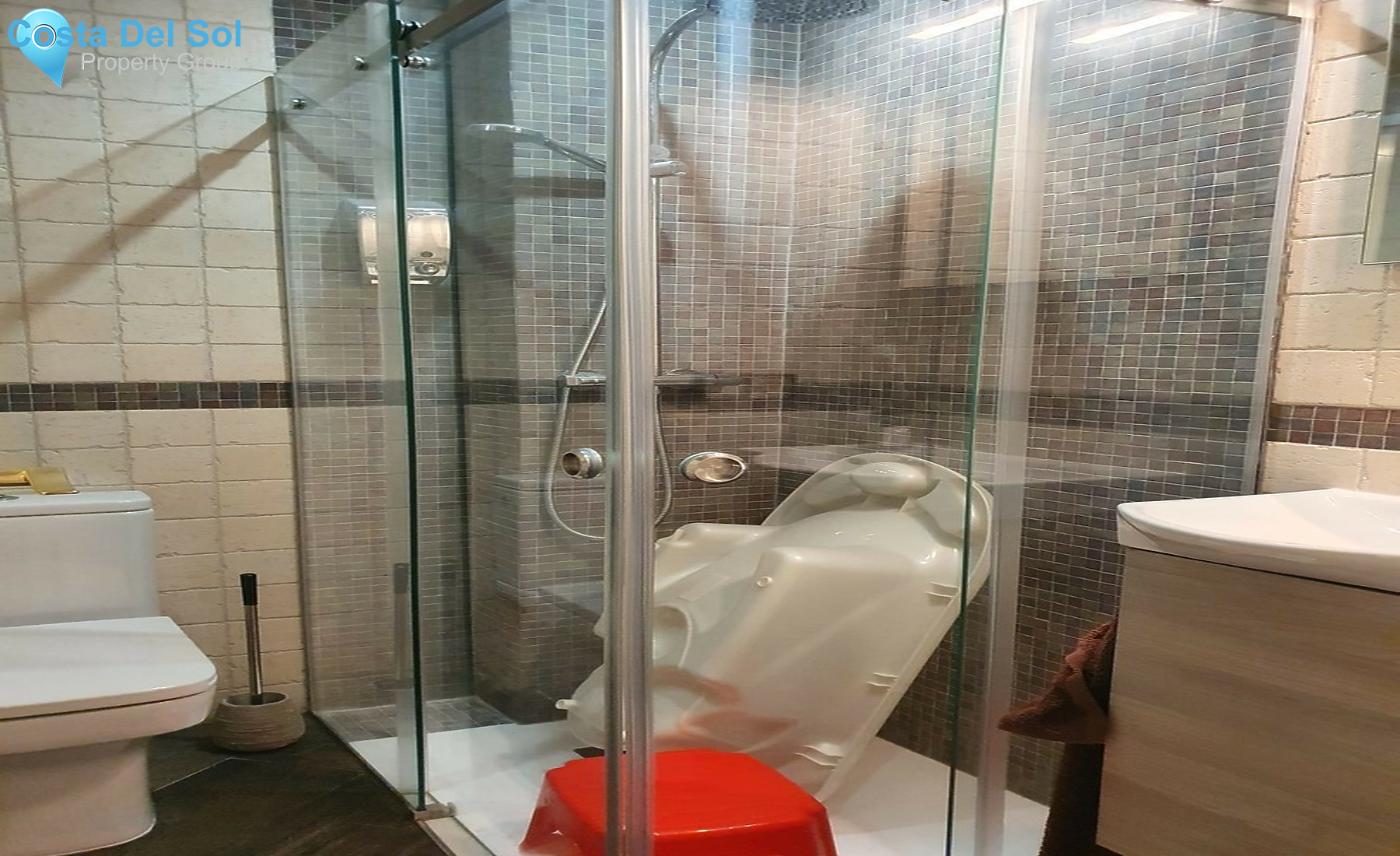 Middle Floor Apartment in Calahonda-1477903