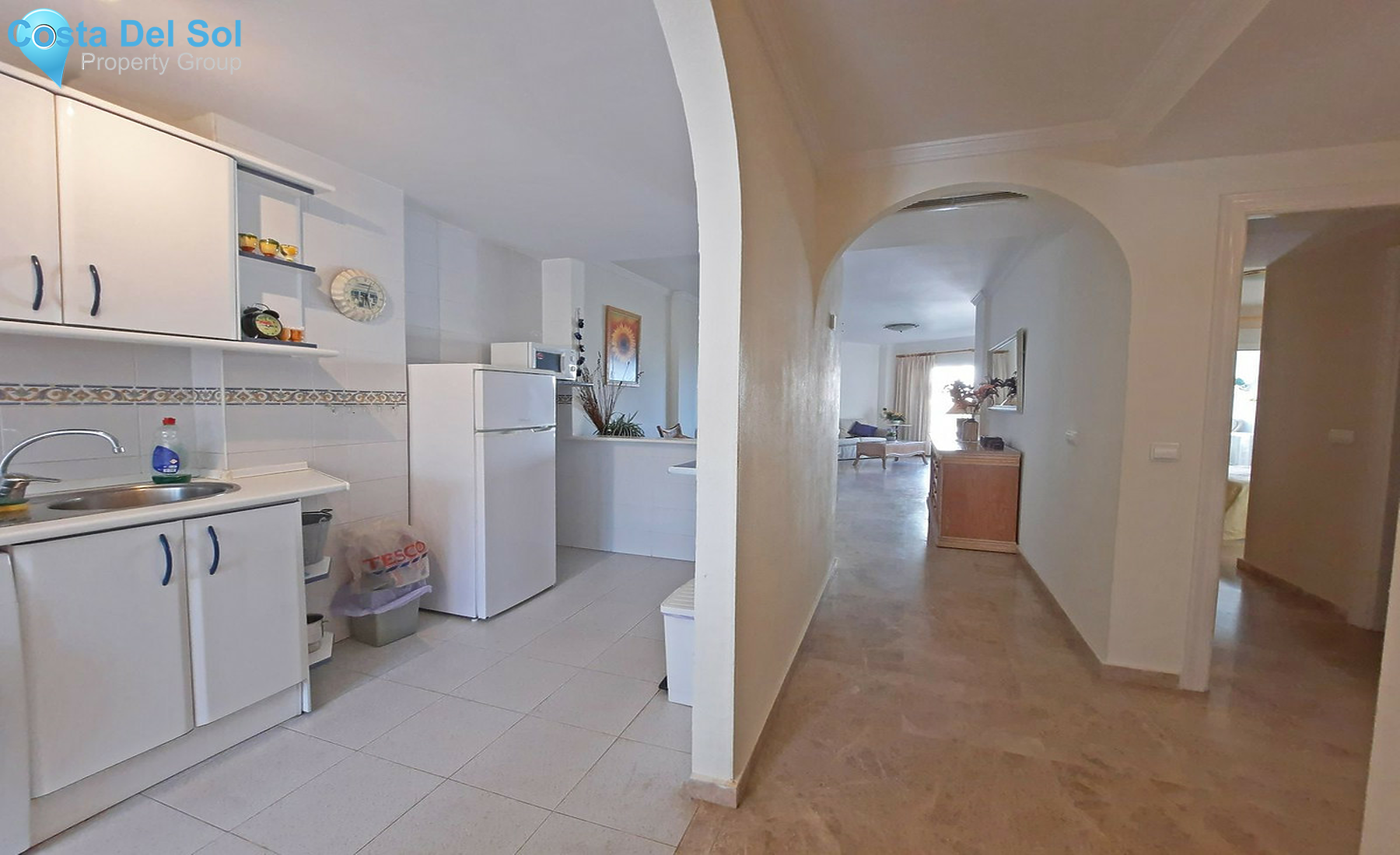 Middle Floor Apartment in Calahonda-1500163