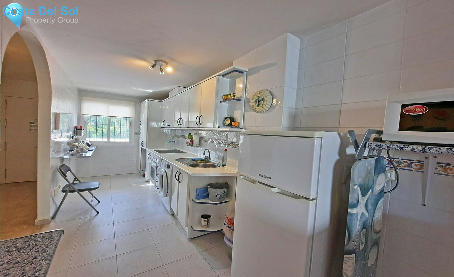 Middle Floor Apartment in Calahonda-1500164