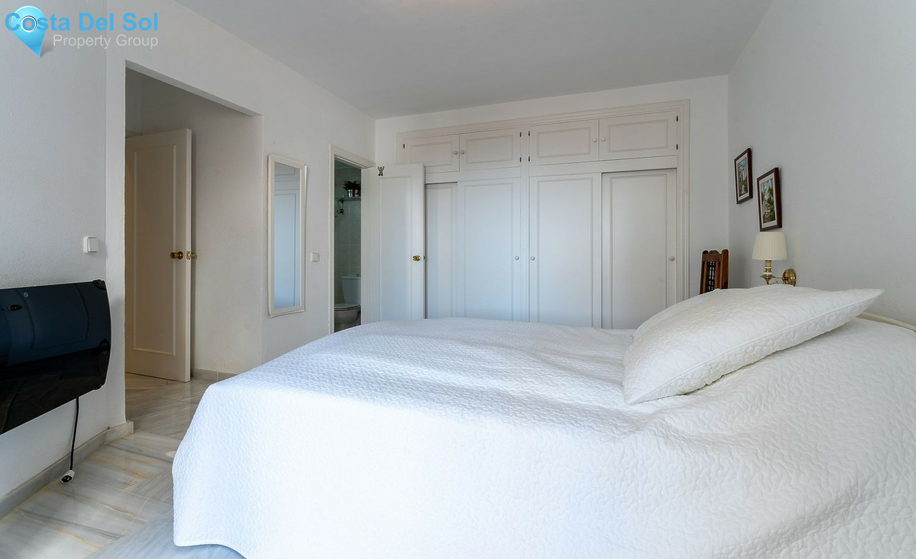 Middle Floor Apartment in Calahonda-1500818