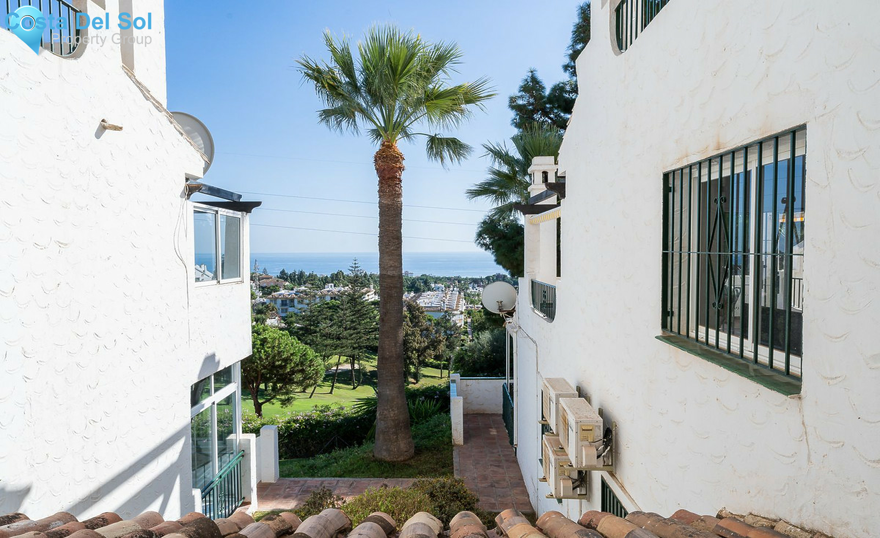 Middle Floor Apartment in Calahonda-1500821