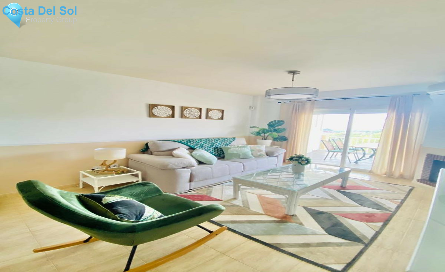 Middle Floor Apartment in Calahonda-1503182