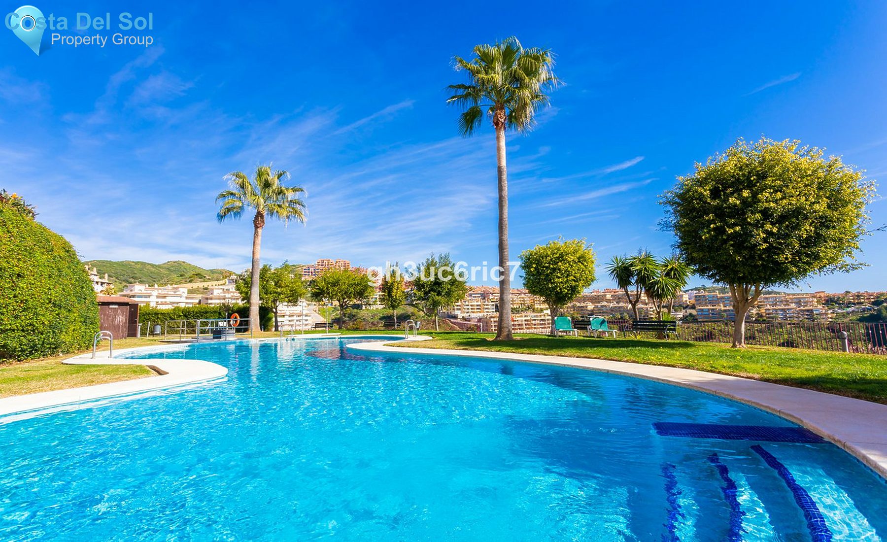 Middle Floor Apartment in Calahonda-1507029