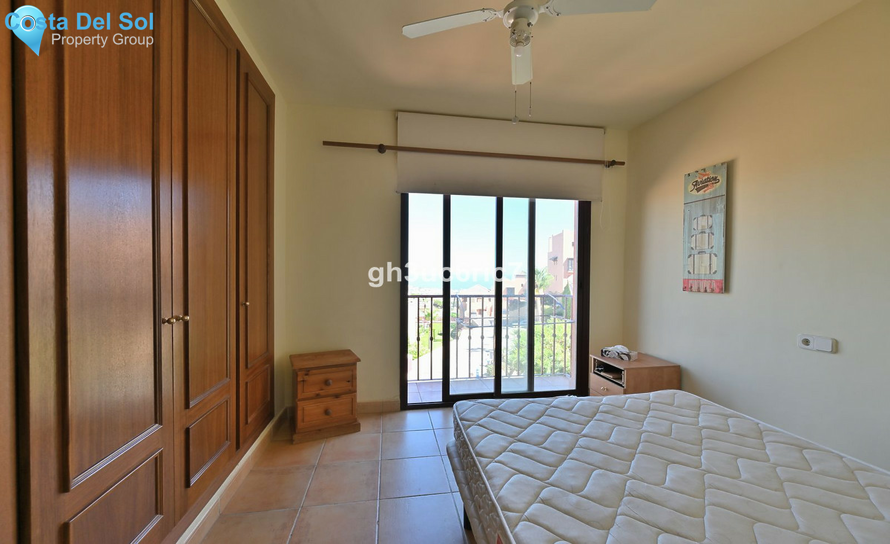 Middle Floor Apartment in Calahonda-1507030