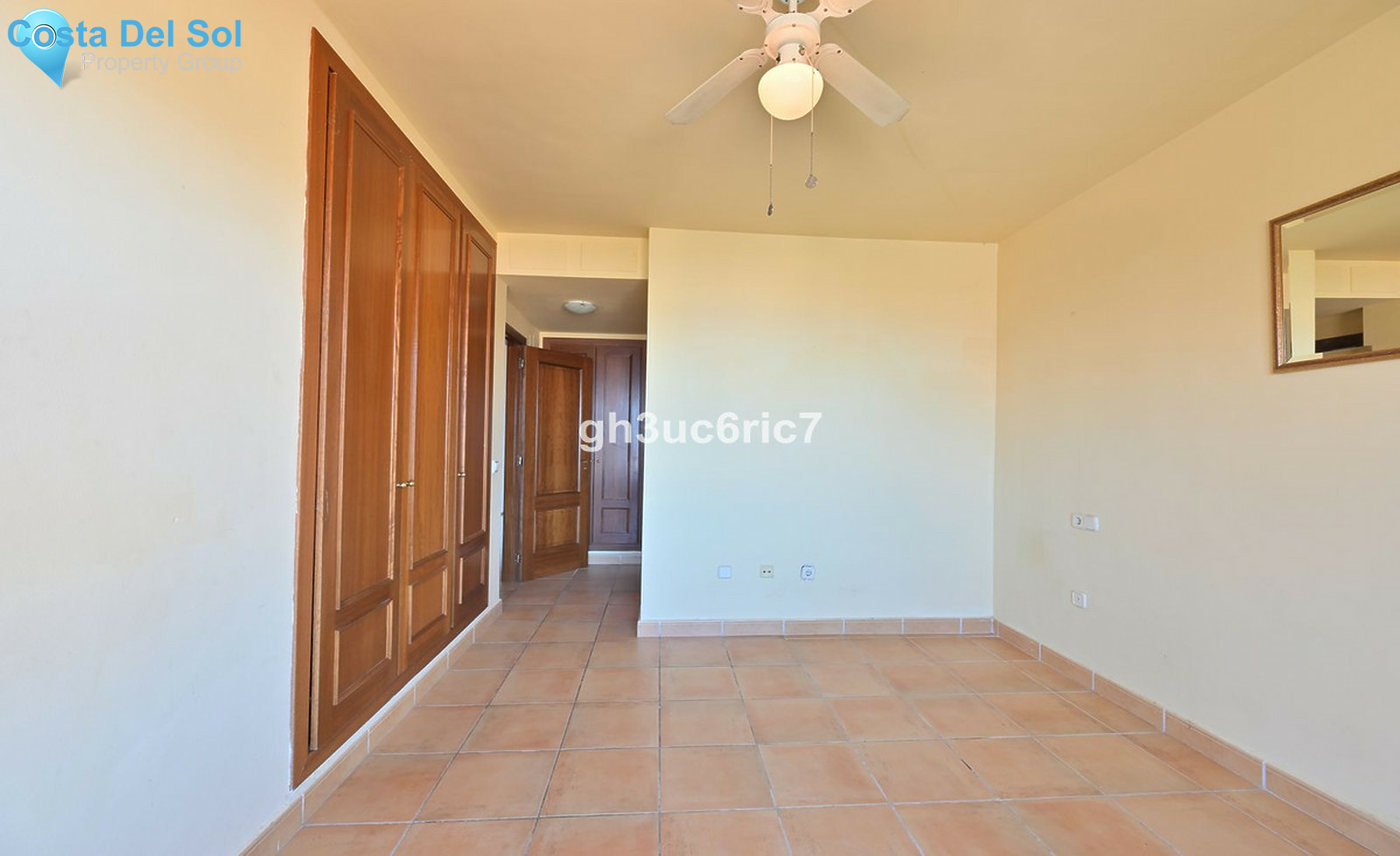 Middle Floor Apartment in Calahonda-1507027
