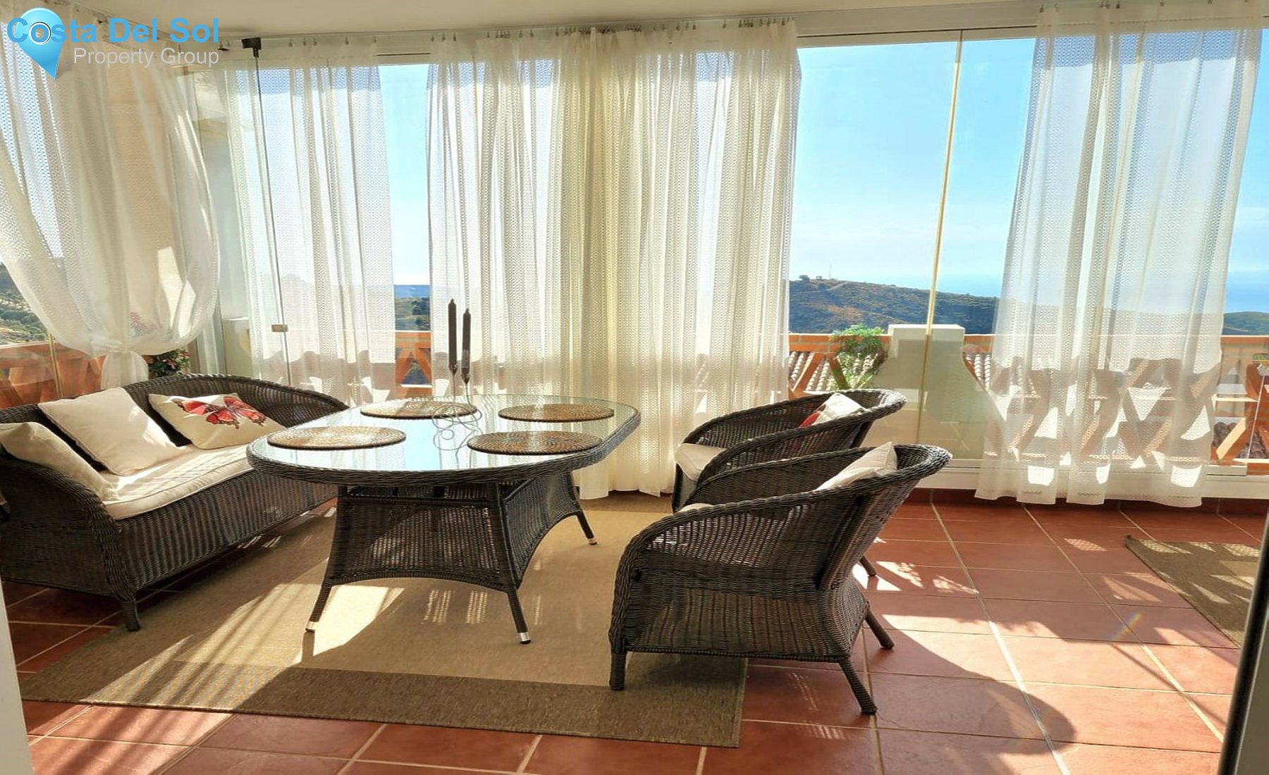 Middle Floor Apartment in Calahonda-1509773