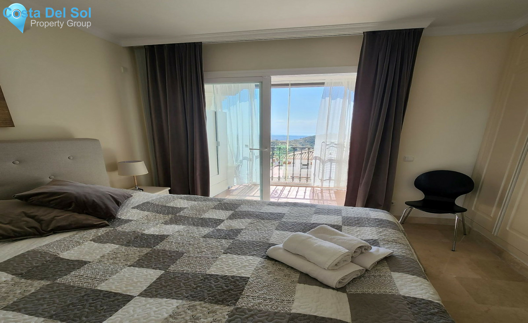 Middle Floor Apartment in Calahonda-1509764