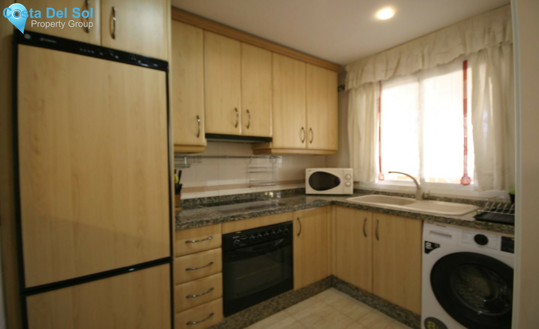 Middle Floor Apartment in Calahonda-1540711
