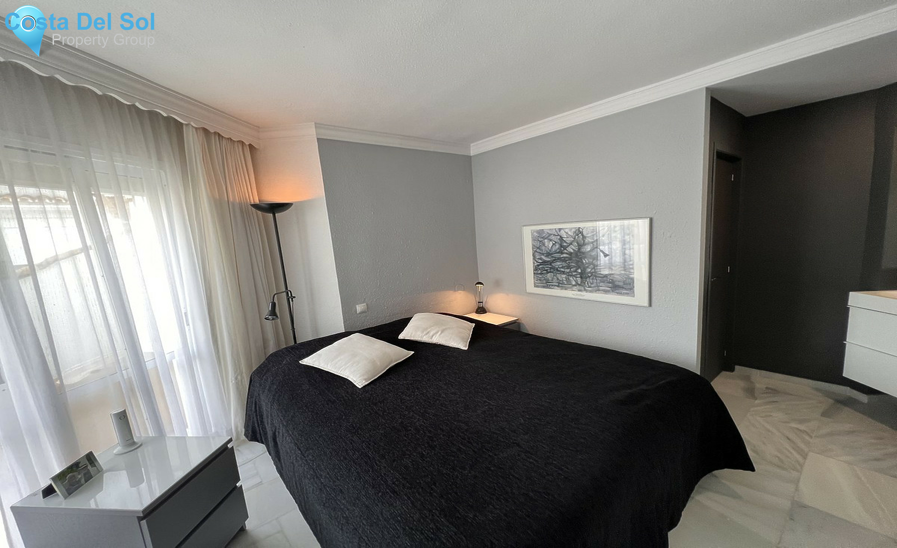 Middle Floor Apartment in Calahonda-1543754