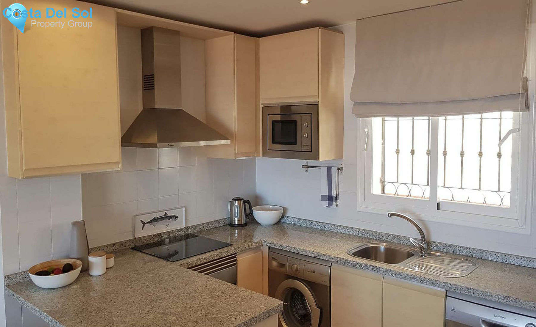 Middle Floor Apartment in Calahonda-1133529