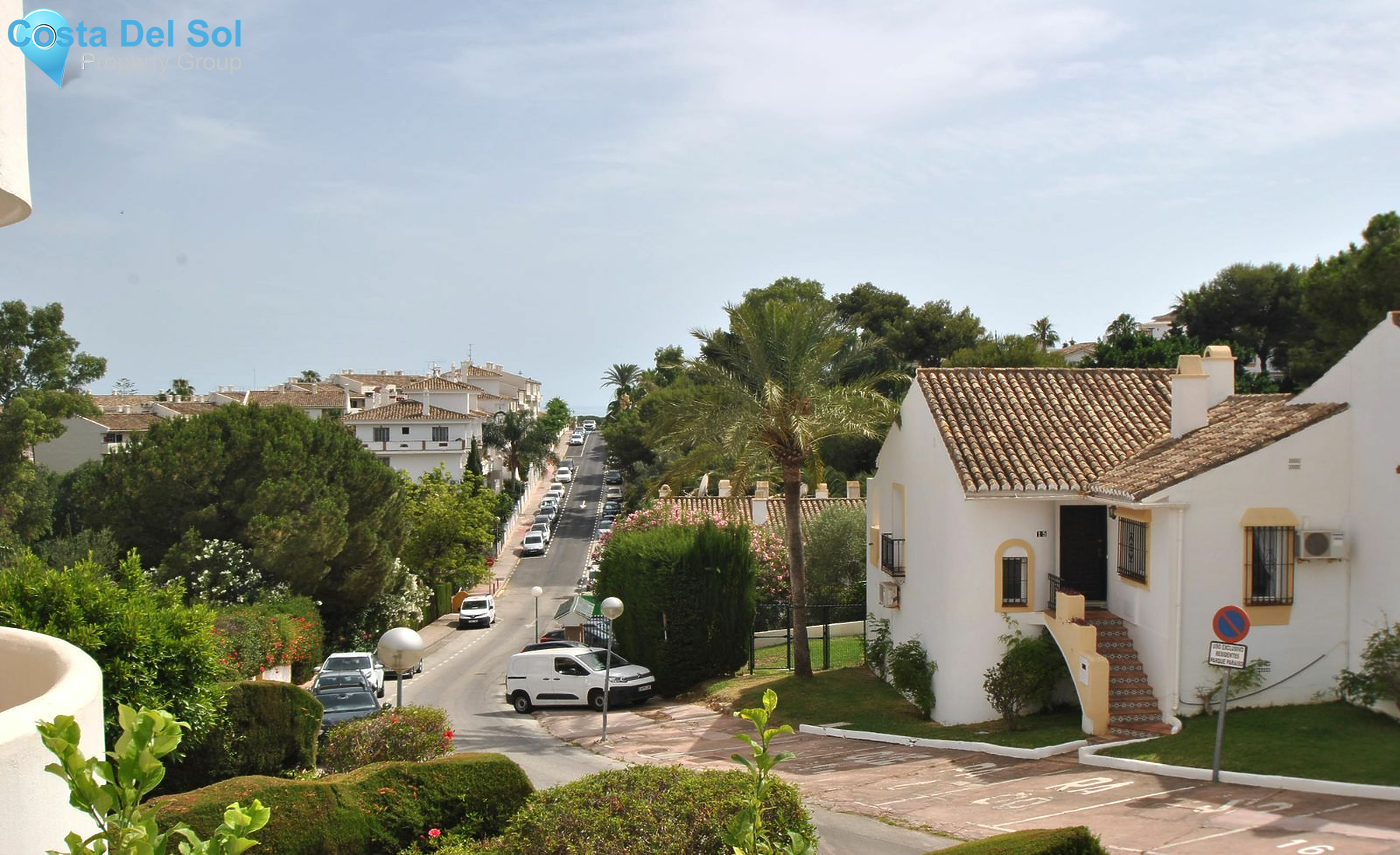 Middle Floor Apartment in Calahonda-1140054