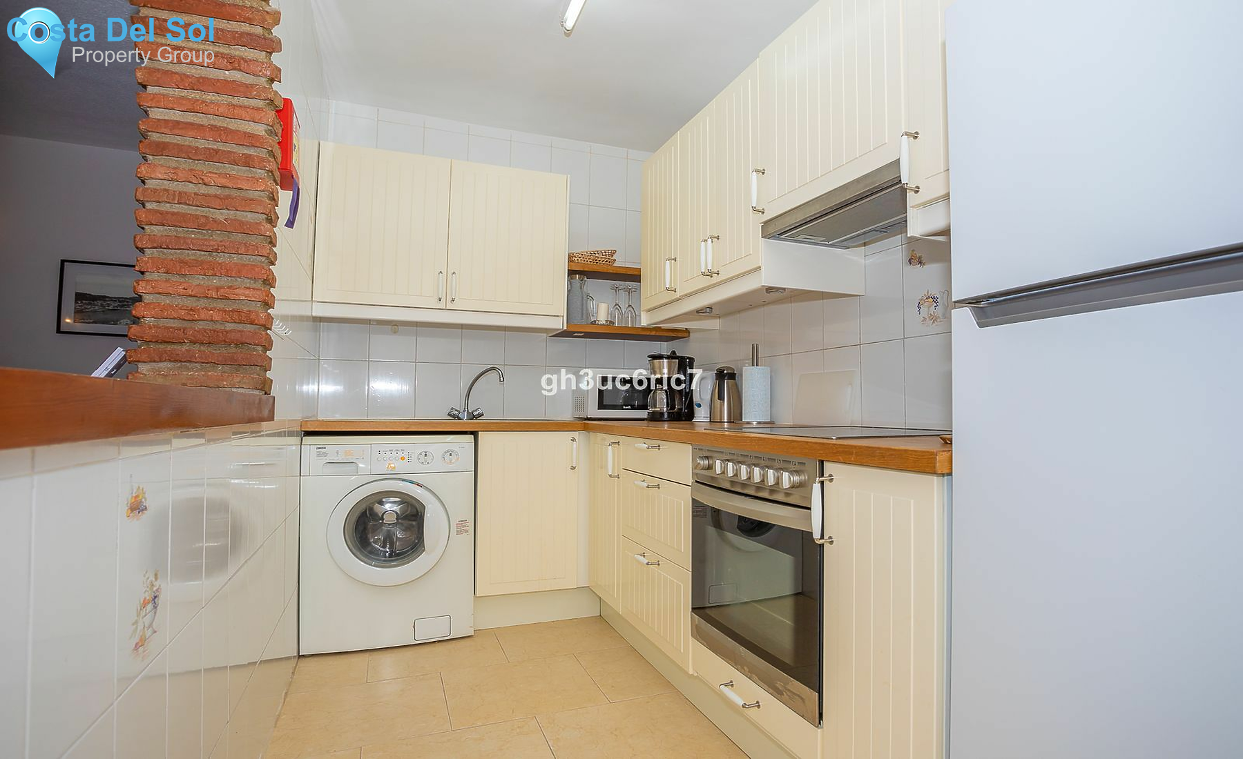 Middle Floor Apartment in Calahonda-1160898