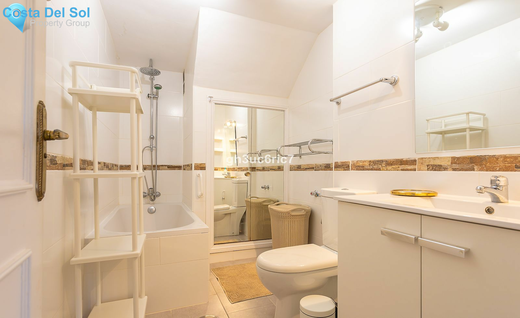 Middle Floor Apartment in Calahonda-1160900