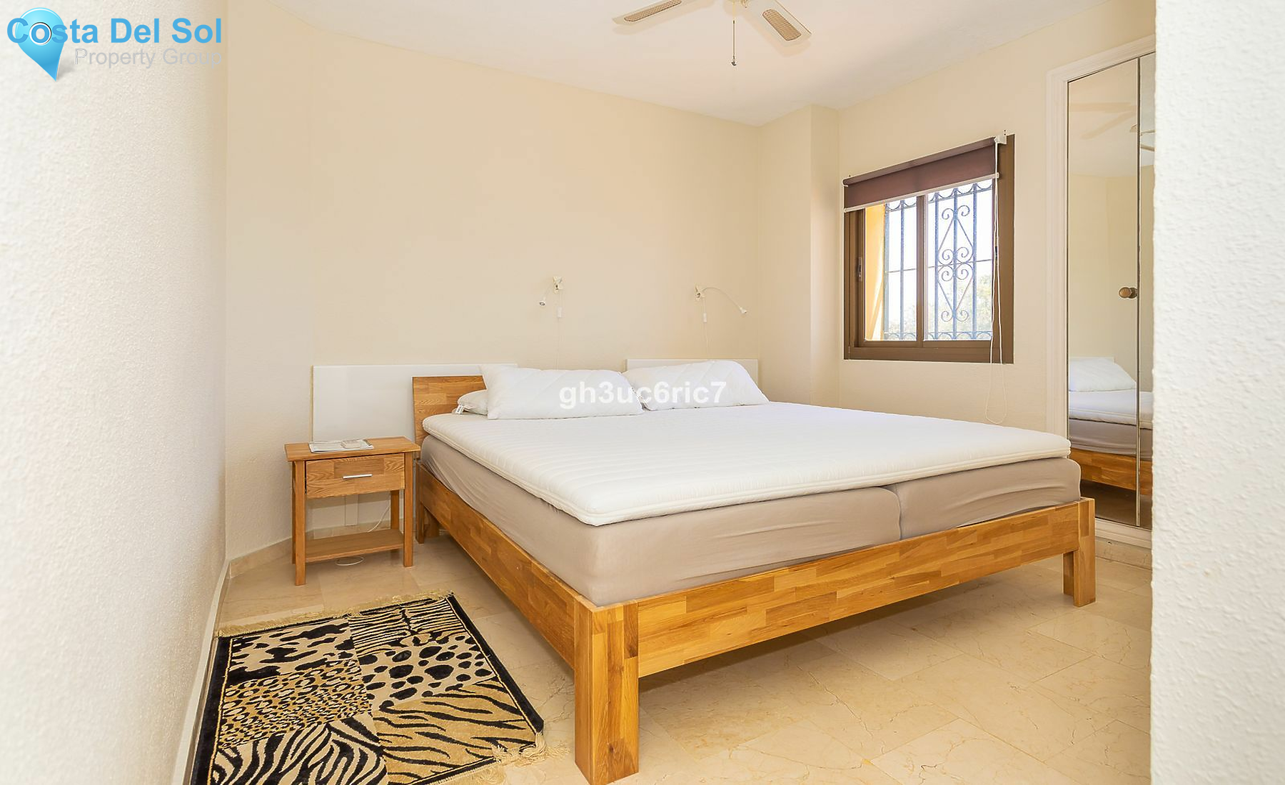 Middle Floor Apartment in Calahonda-1160901