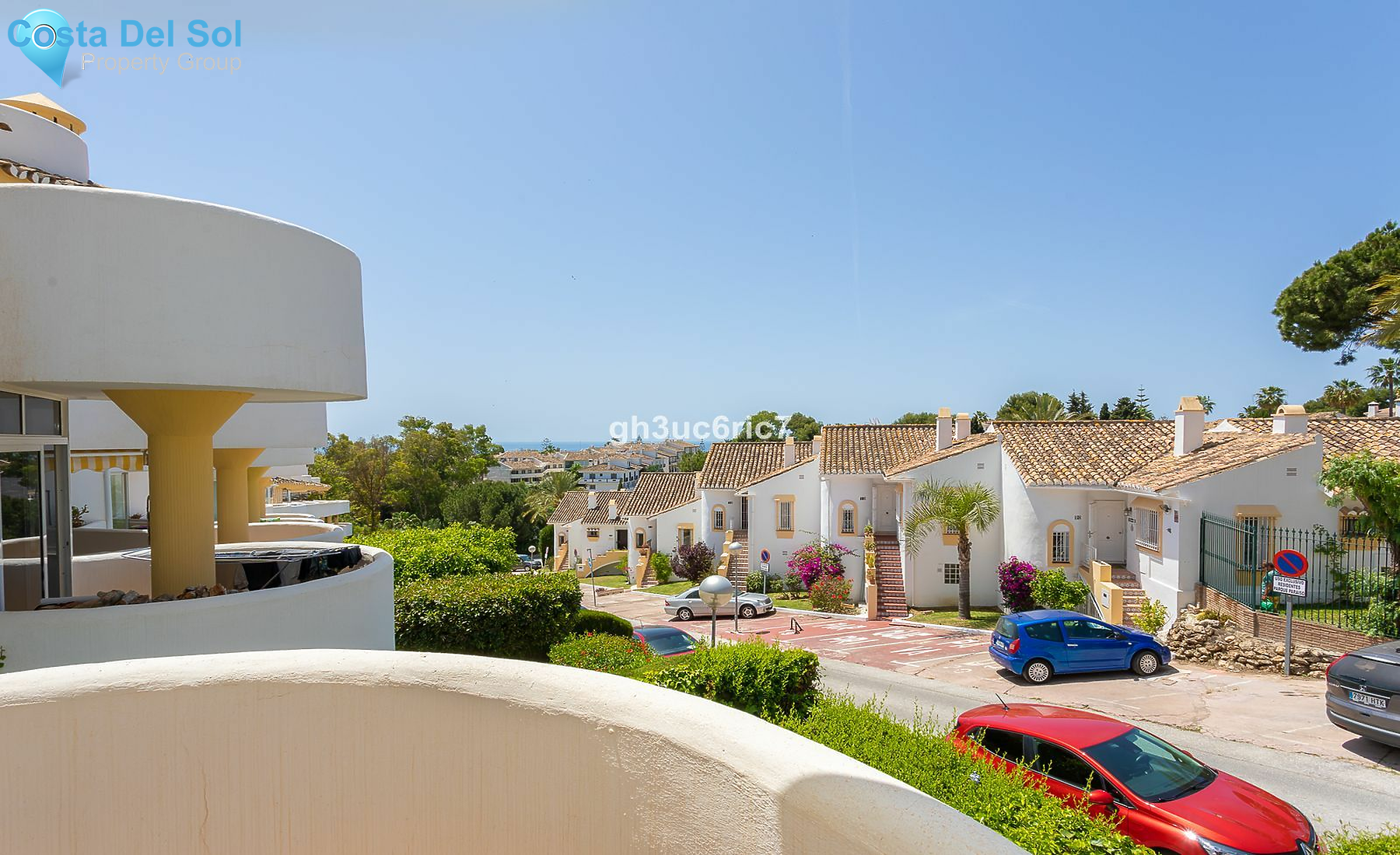 Middle Floor Apartment in Calahonda-1160904