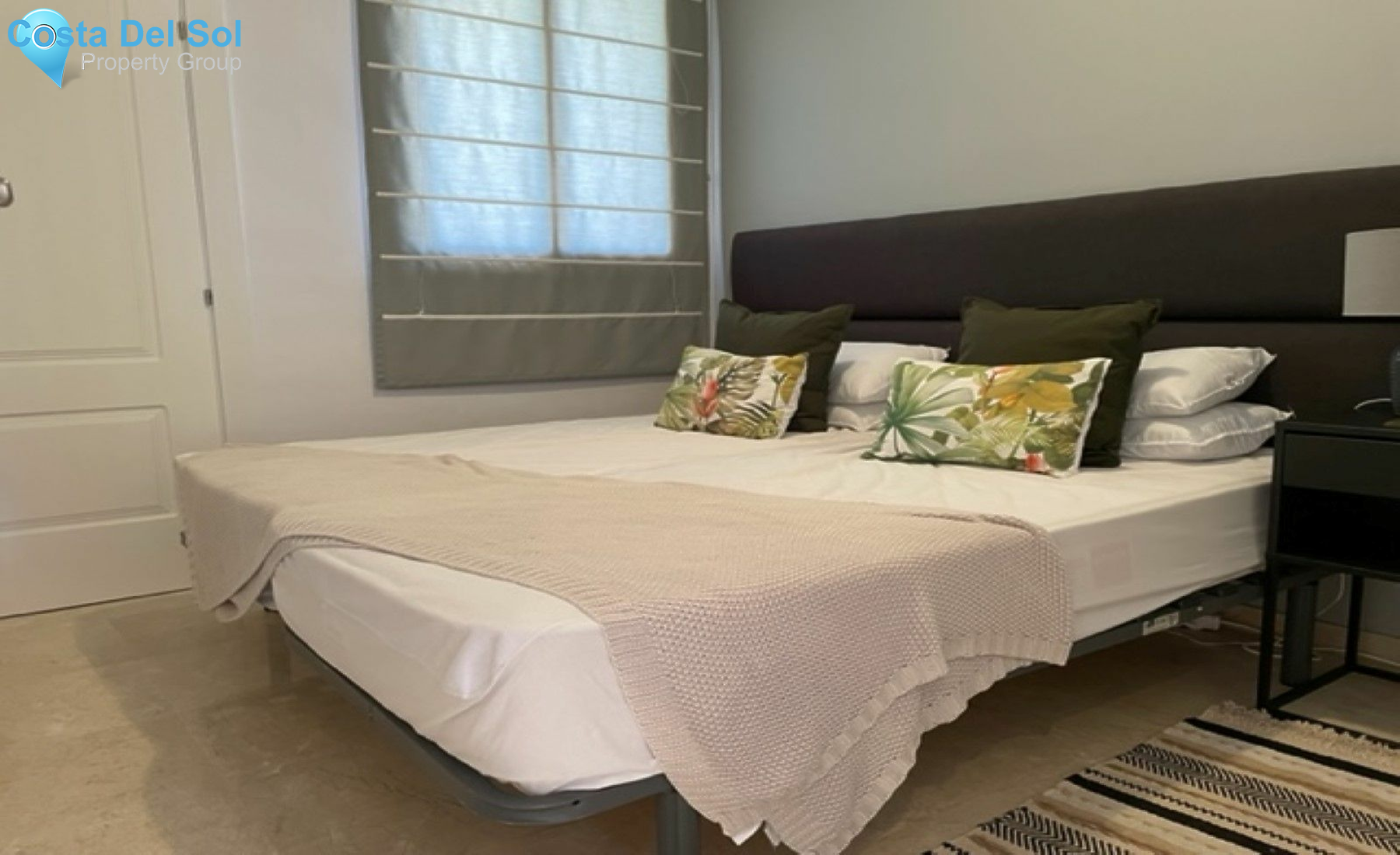 Middle Floor Apartment in Calahonda-1171076