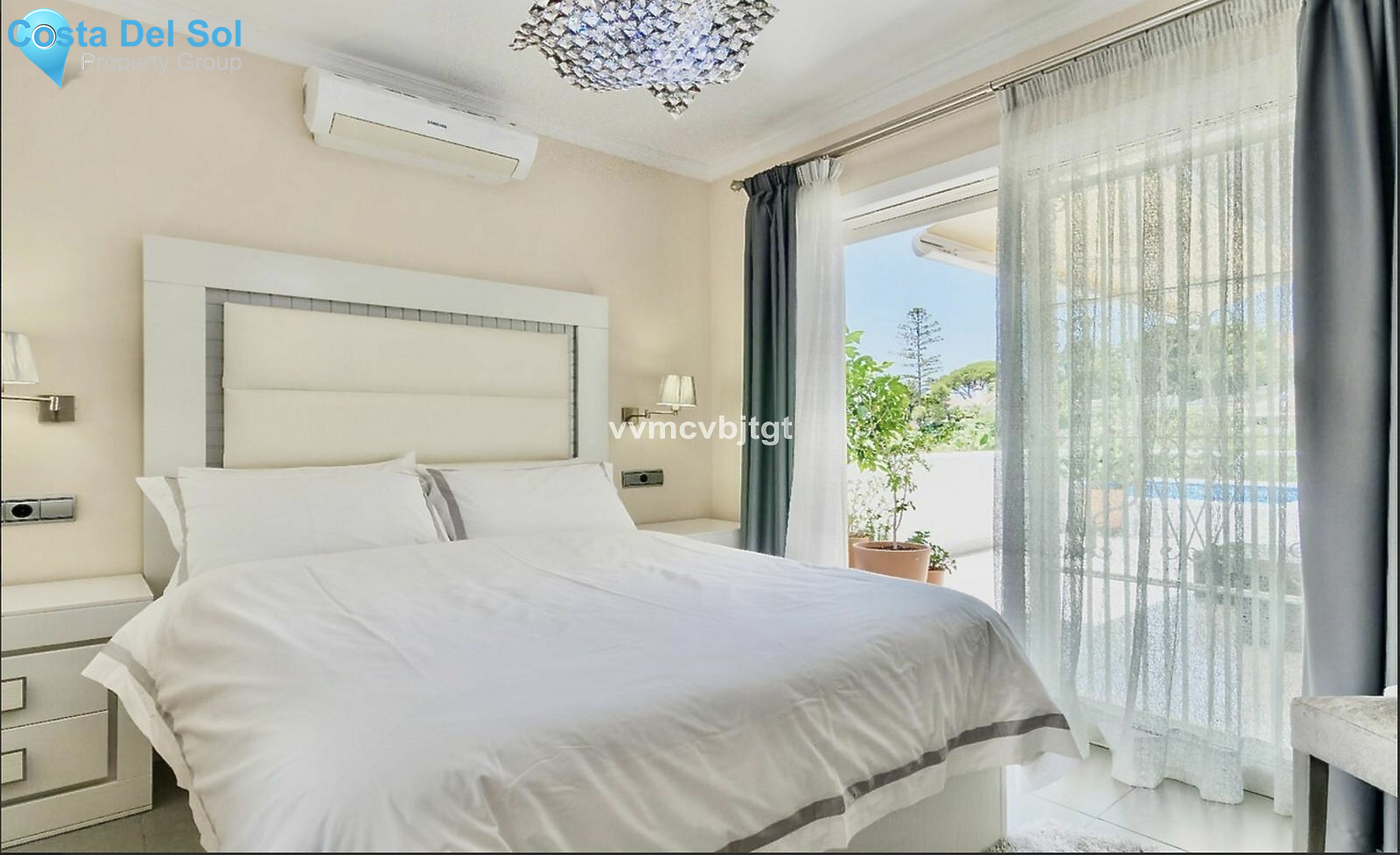 Middle Floor Apartment in Calahonda-1173815