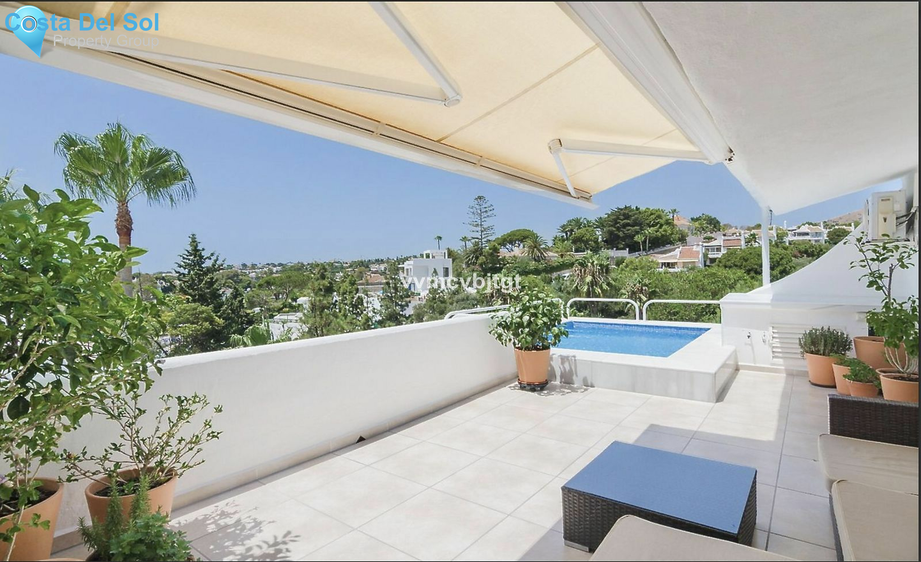 Middle Floor Apartment in Calahonda-1173820