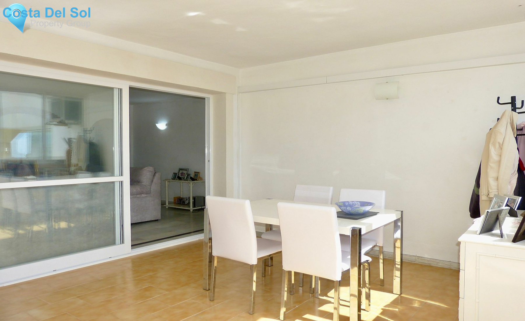 Middle Floor Apartment in Calahonda-1185610