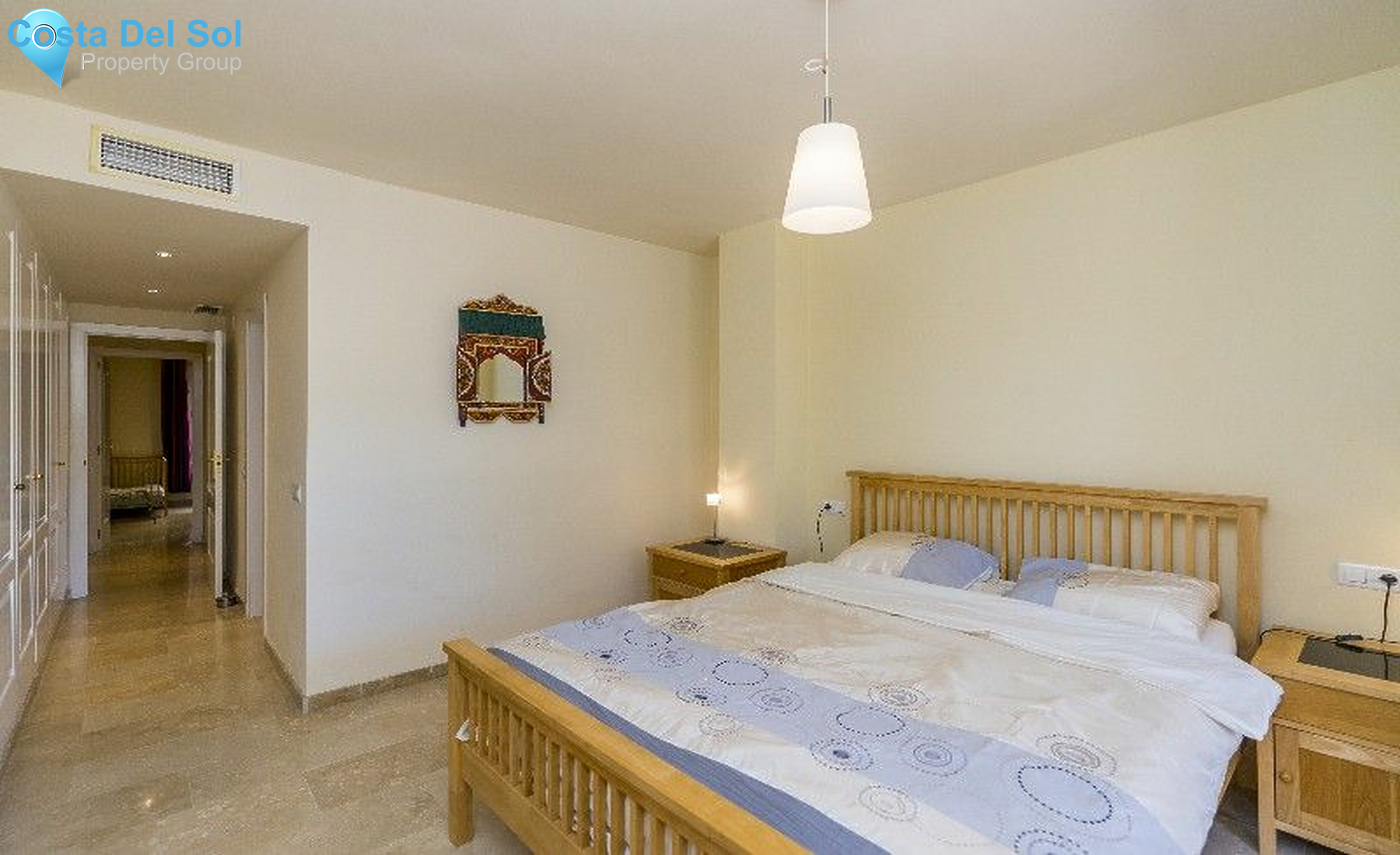 Middle Floor Apartment in Calahonda-1192657