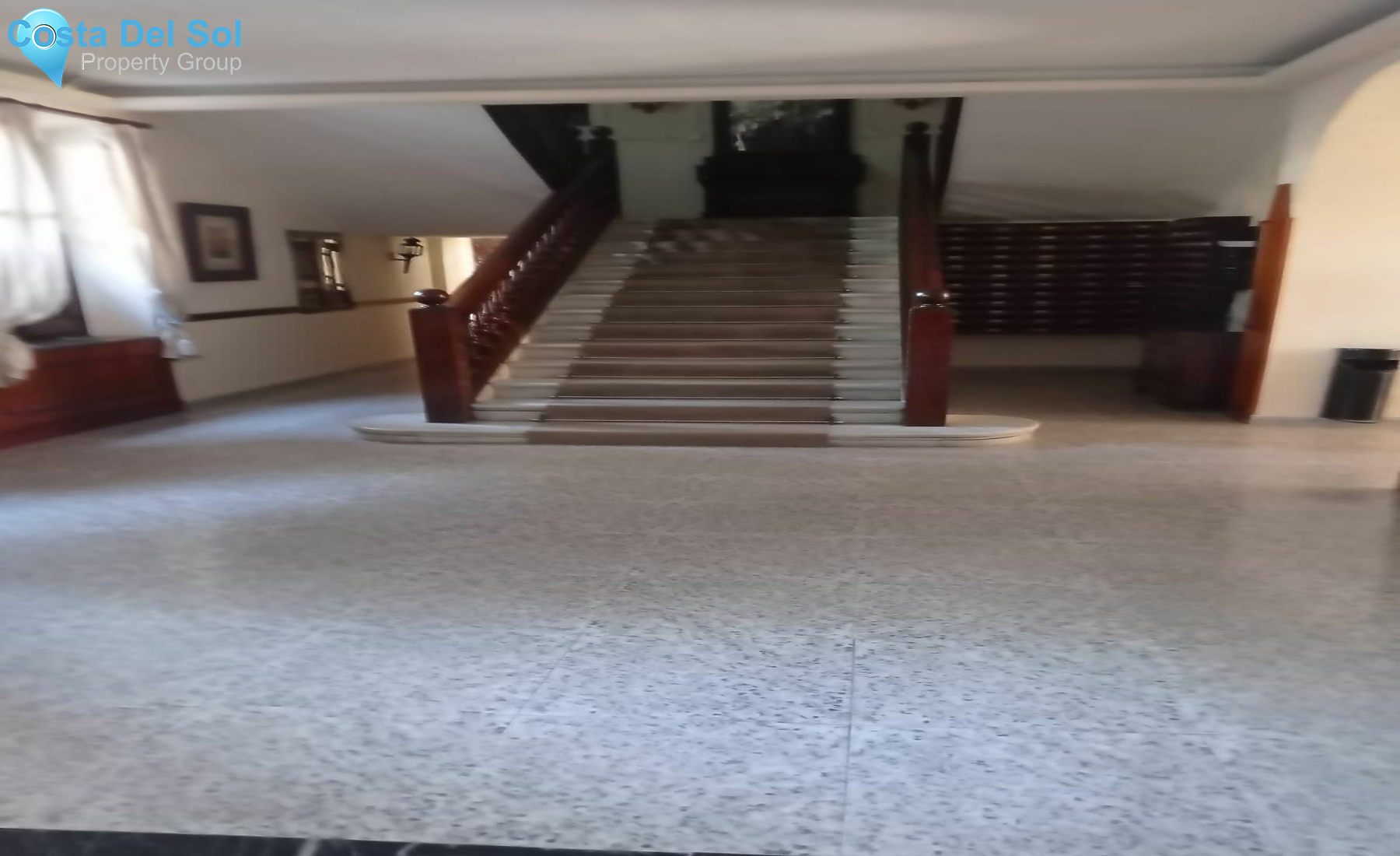 Middle Floor Apartment in Calahonda-1388904