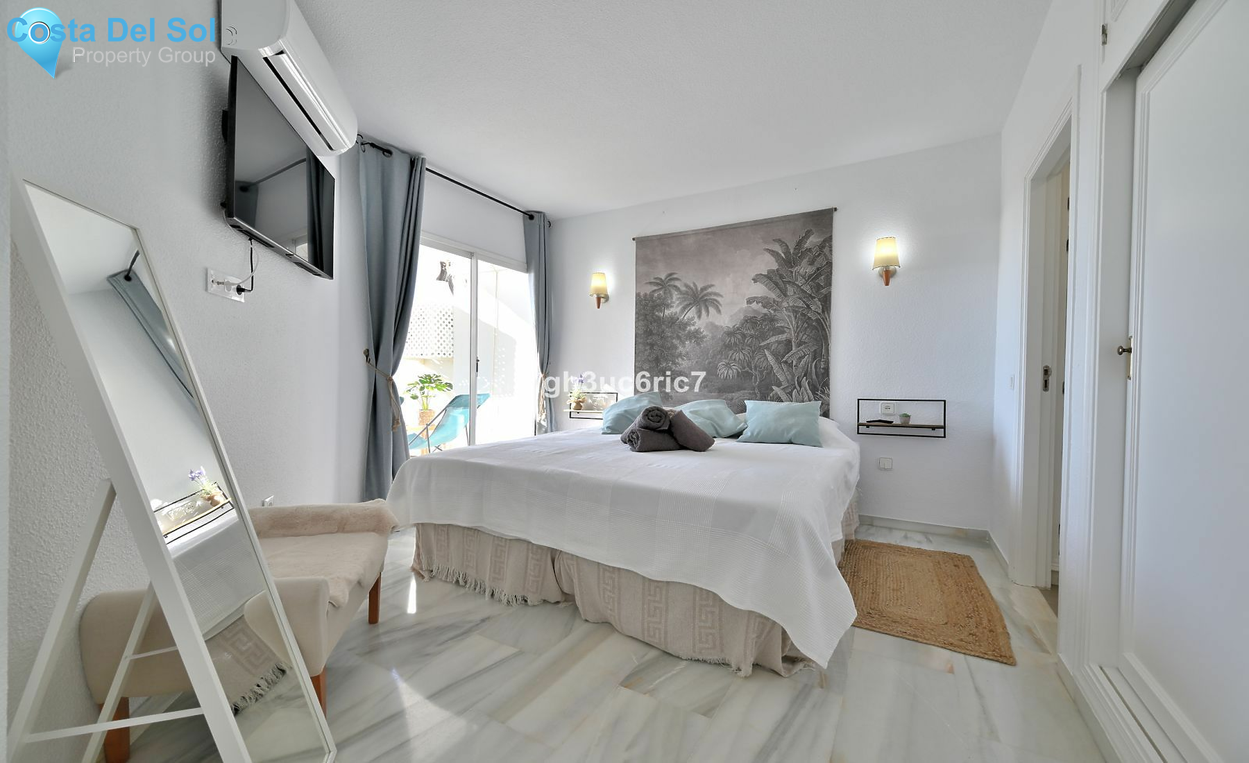 Middle Floor Apartment in Calahonda-1419536